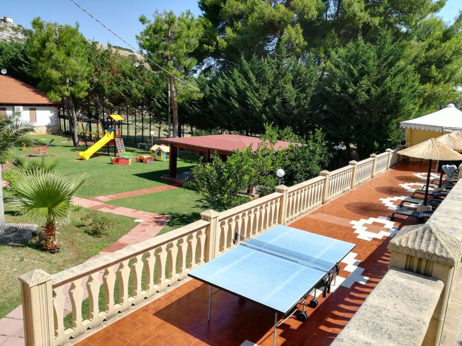 children's play area