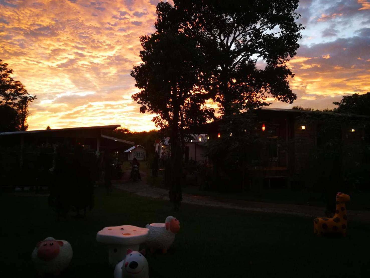 Saengcha Farm Resort