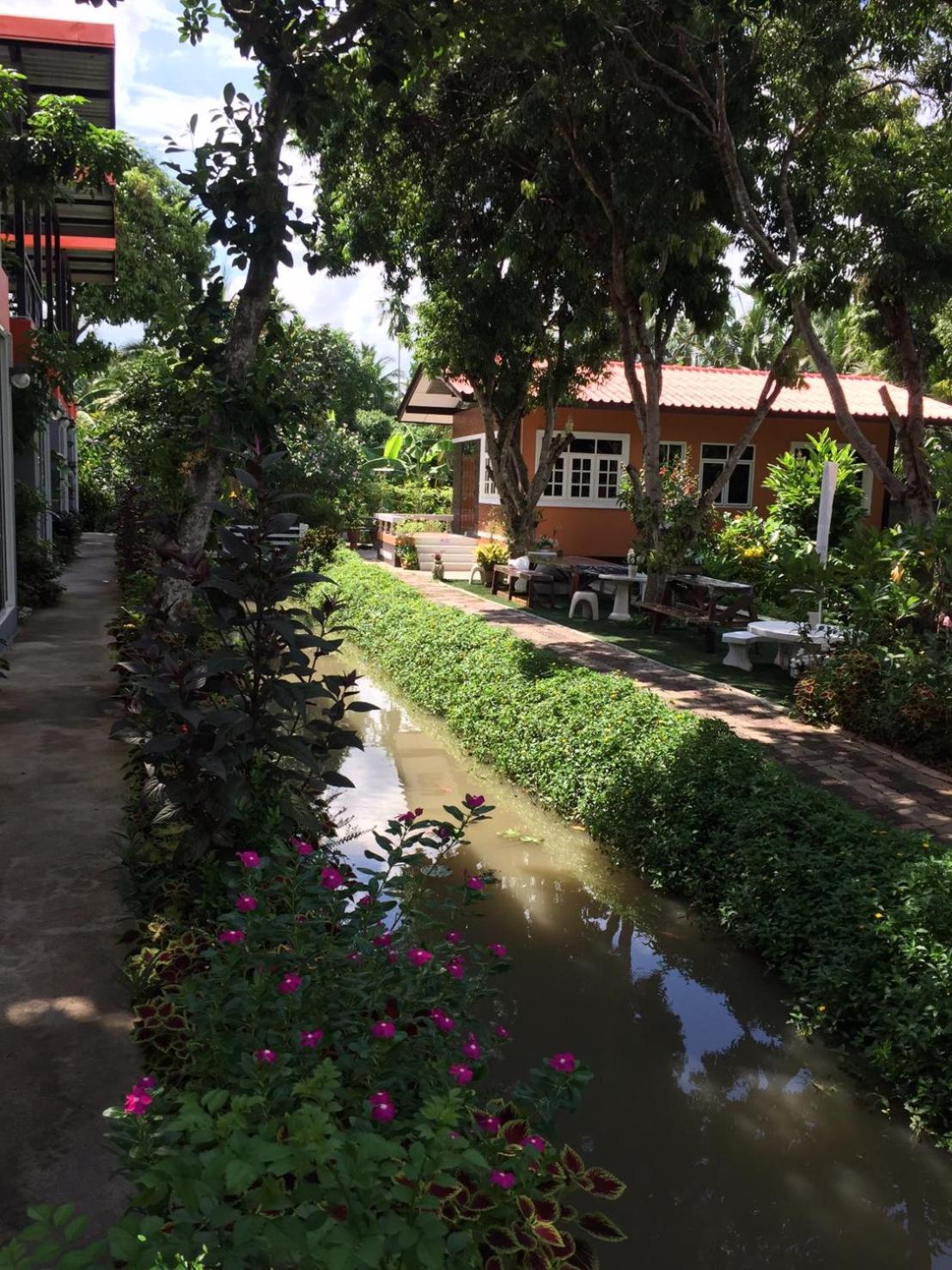 Meephawa Resort