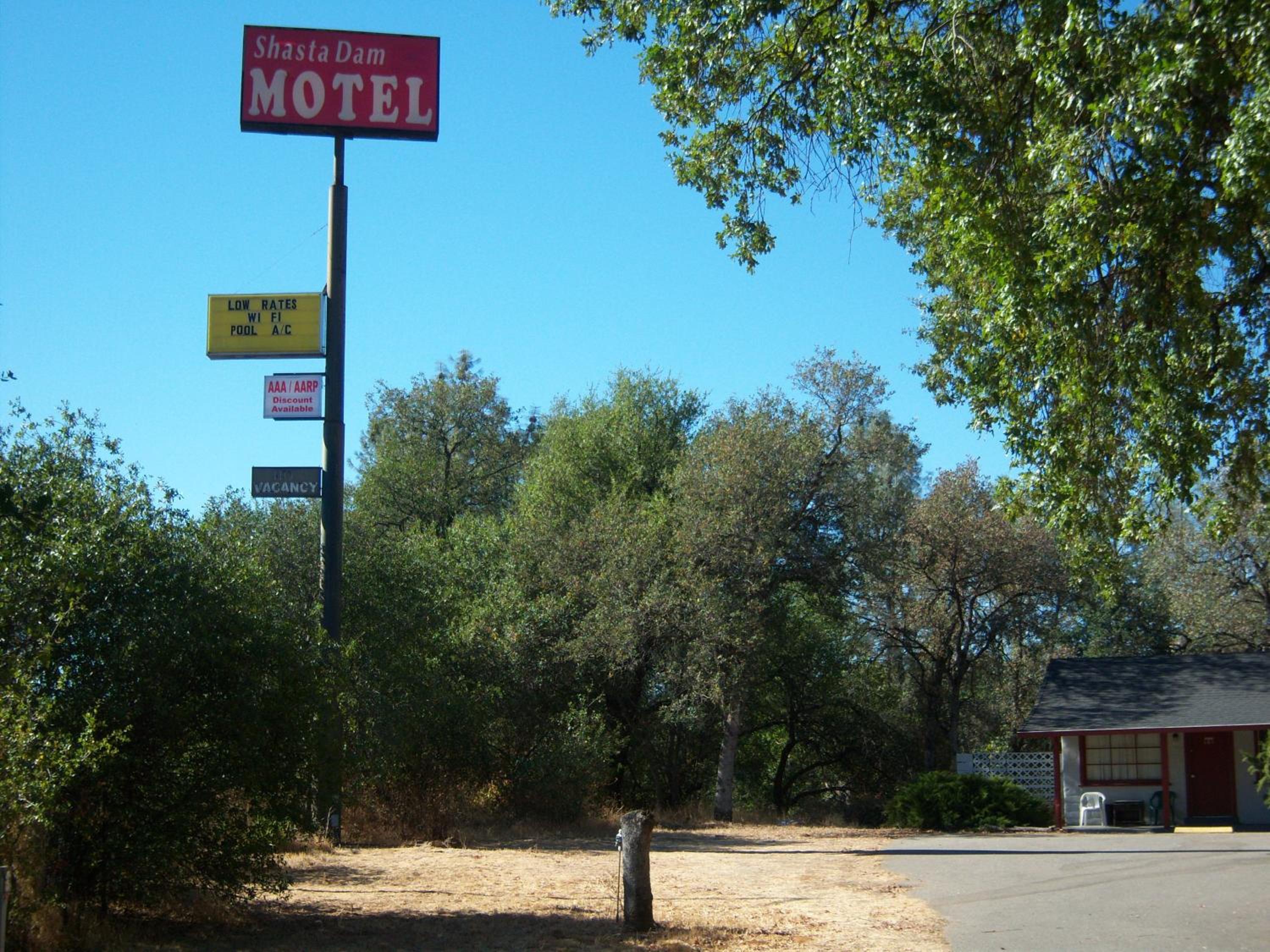 Shasta Dam Motel