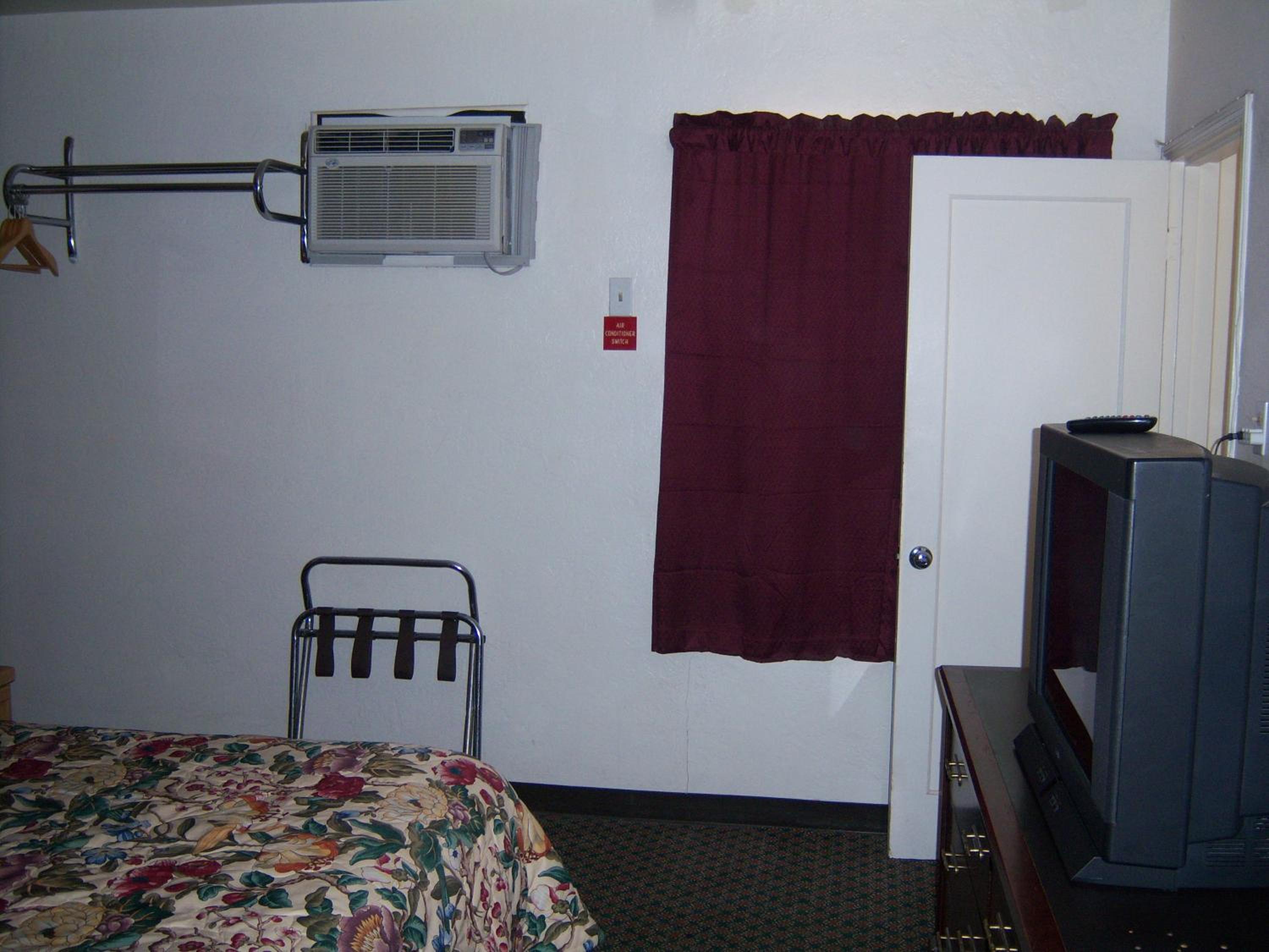 Shasta Dam Motel