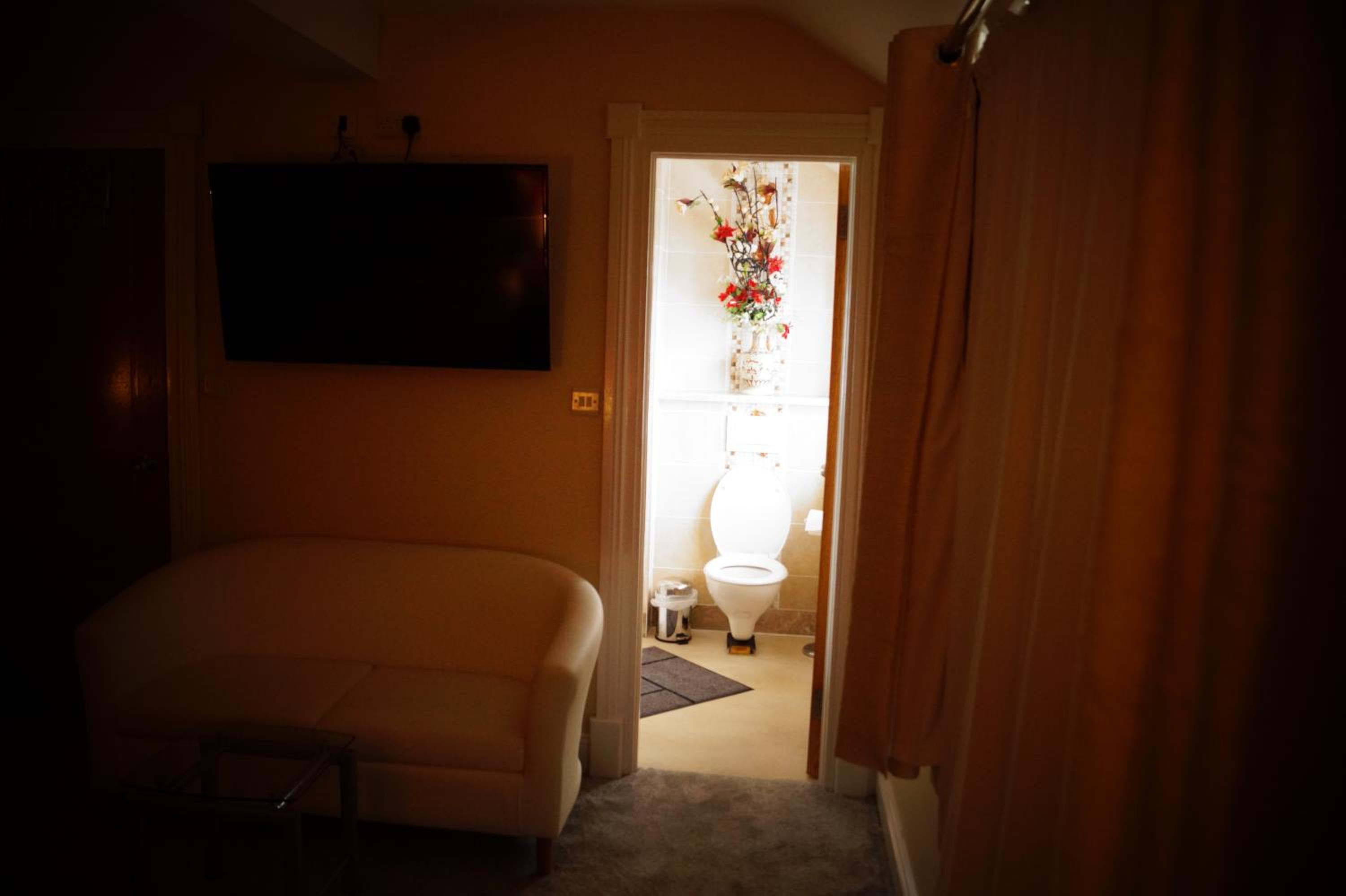 DUBLIN AIRPORT BEAUMONT HOSPITAL Marie's Bed and Breakfast