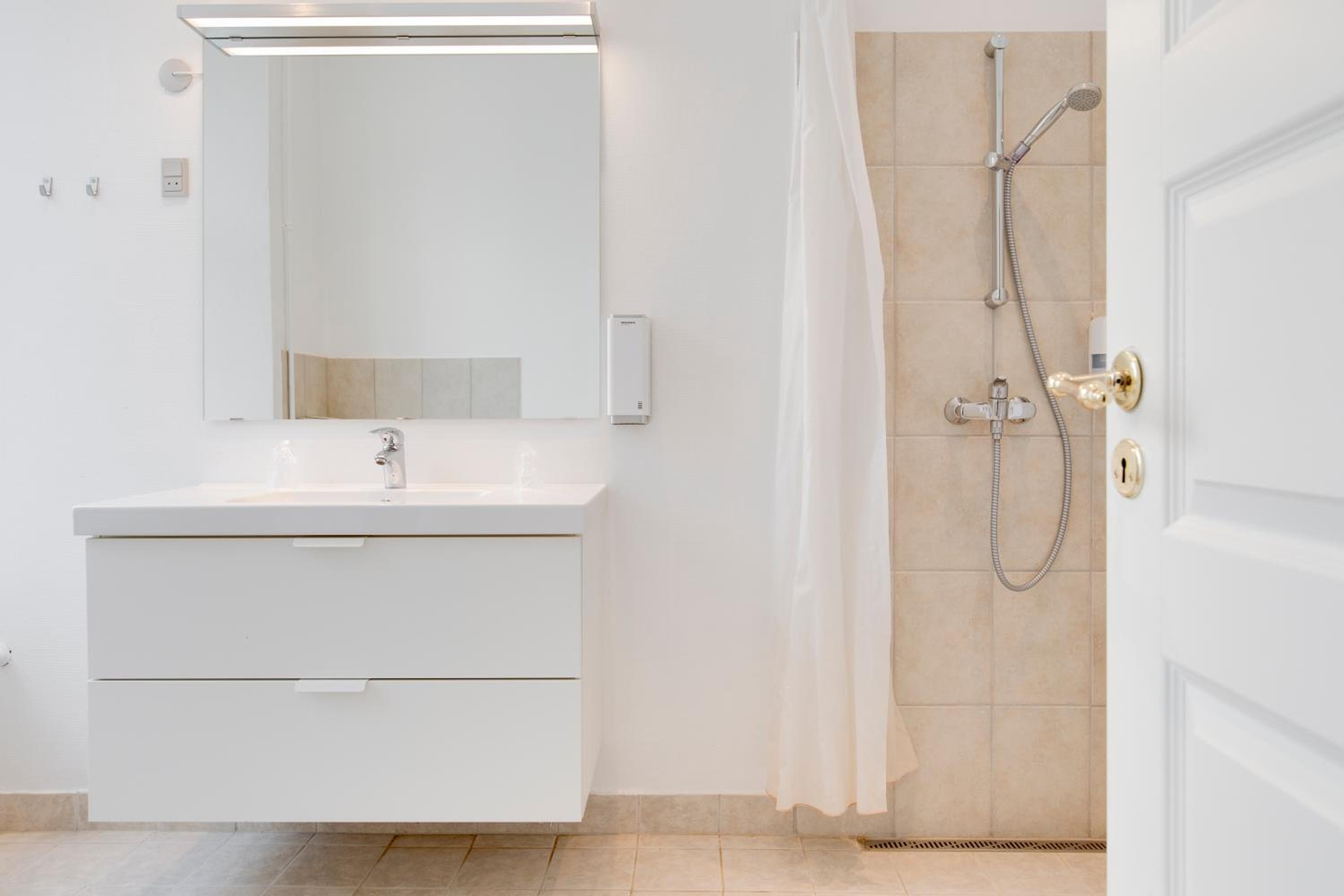 Aalborg Vacations - Helnan Phnix Hotel - Property Image 4