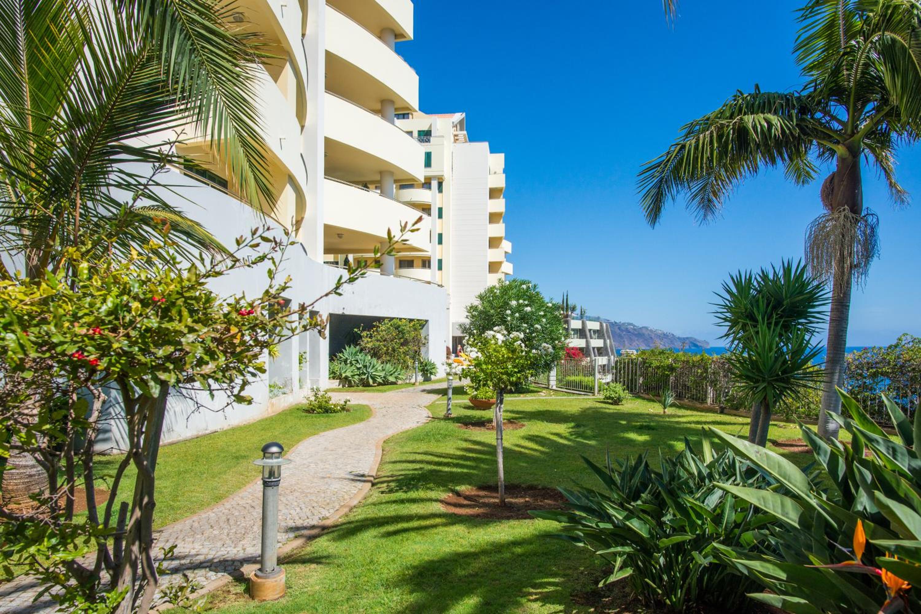 The Cliff Side Apartment