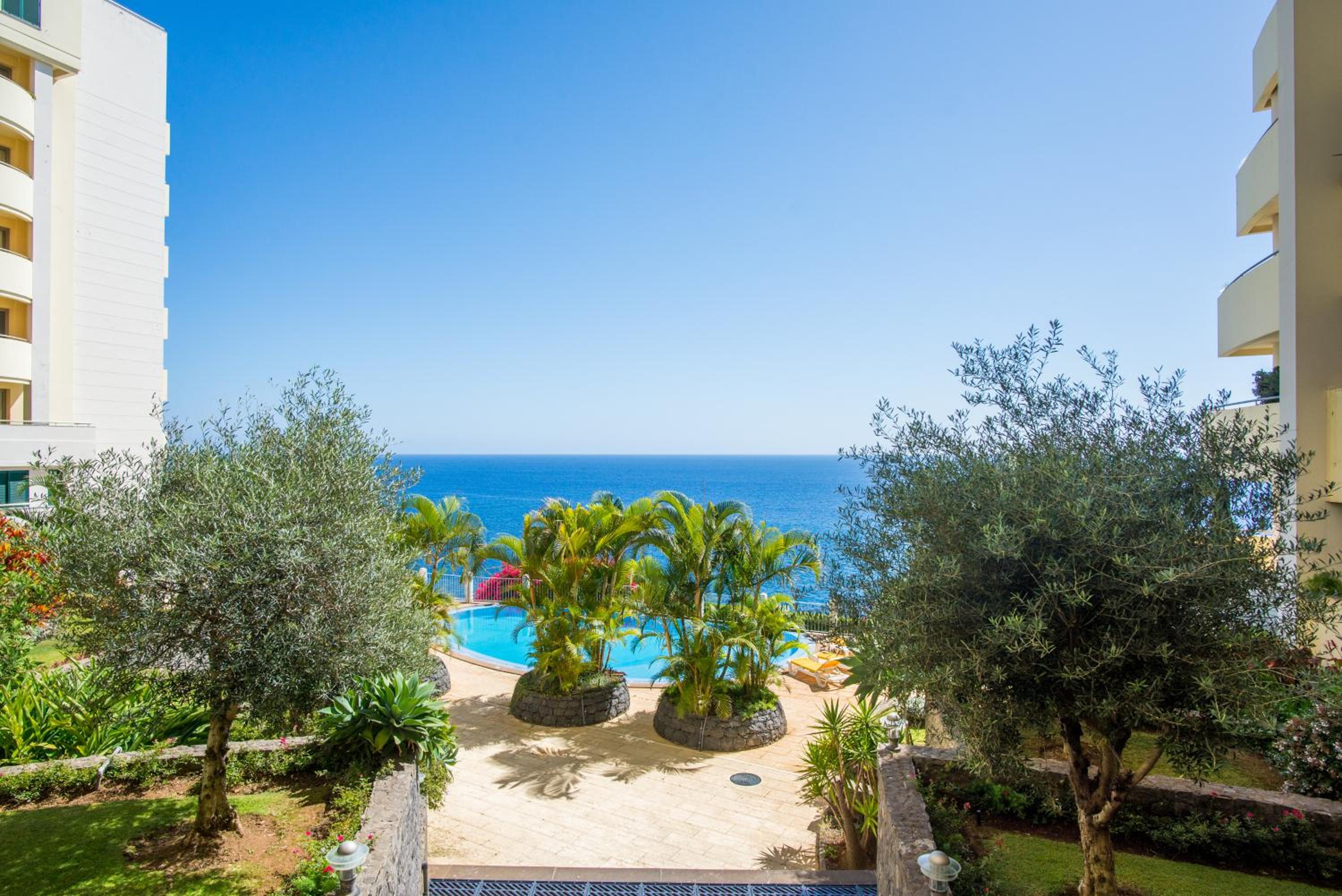 The Cliff Side Apartment