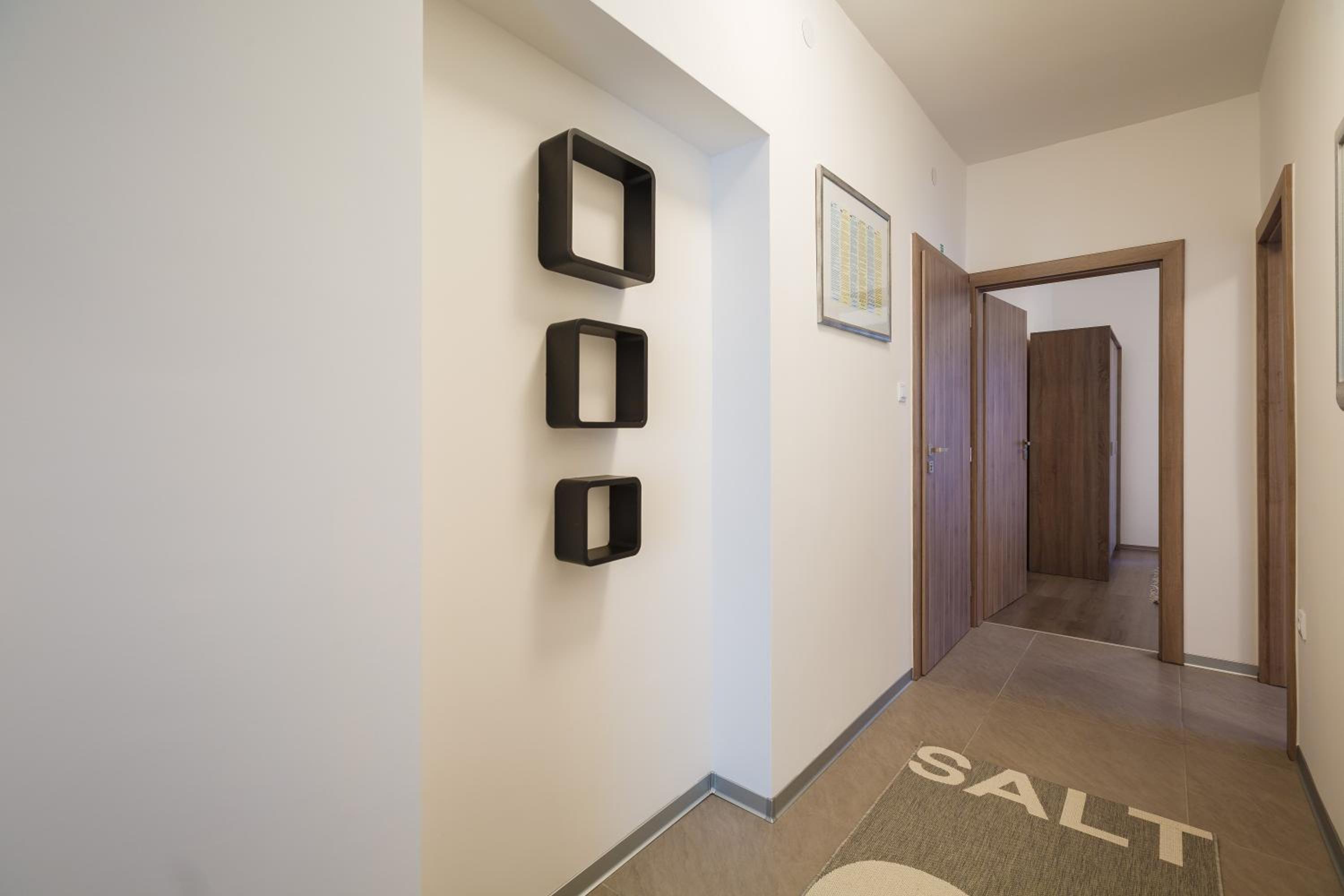 Ivni Apartmani view 3