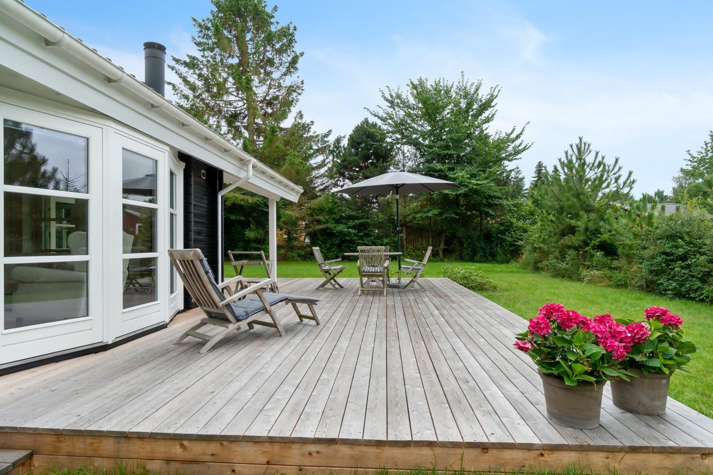 Summer Cottage With Jacuzzi And Sauna