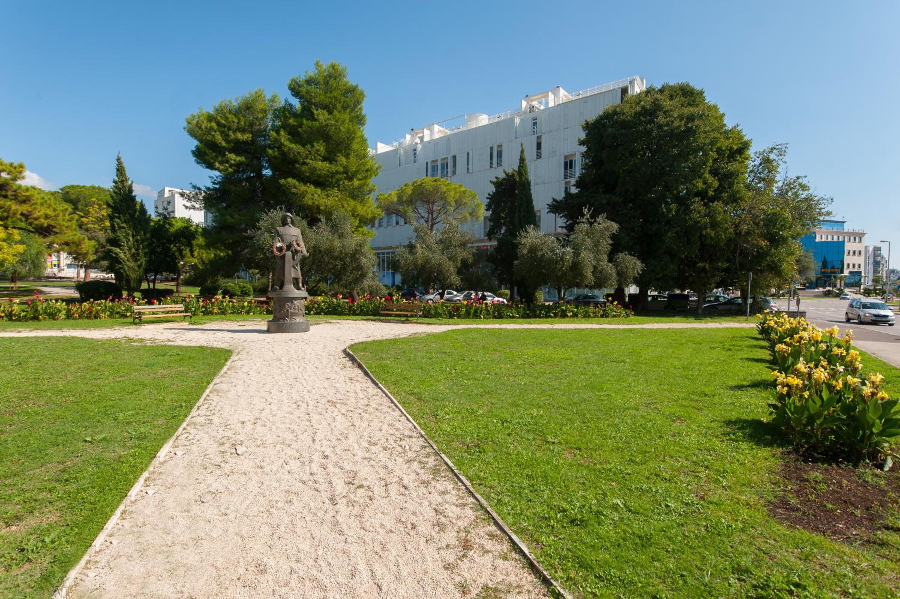 Hotel Penthouse with roof terrace with jacuzzi - Image 1