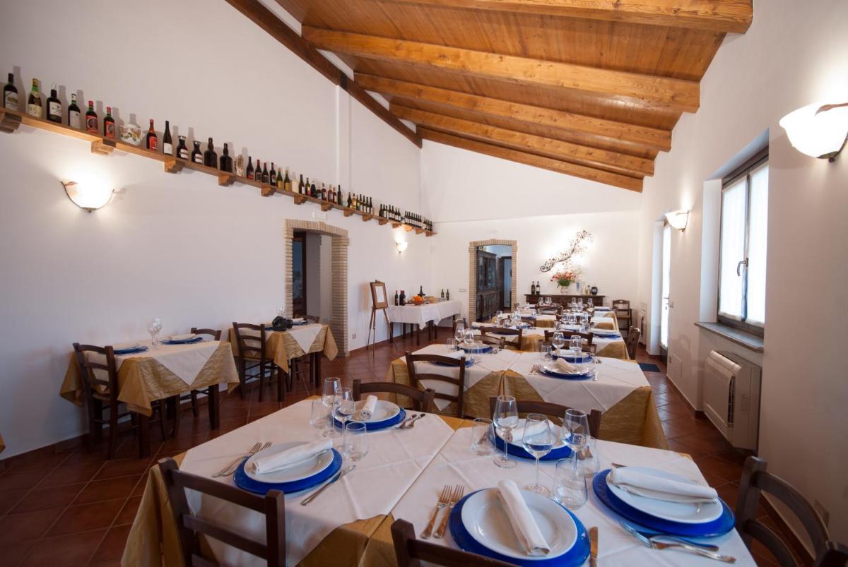 La Camilla Country House