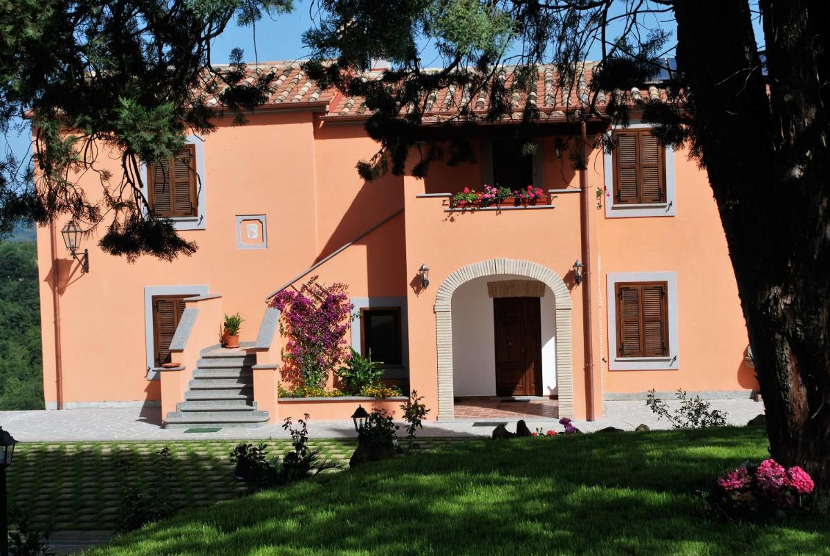 La Camilla Country House