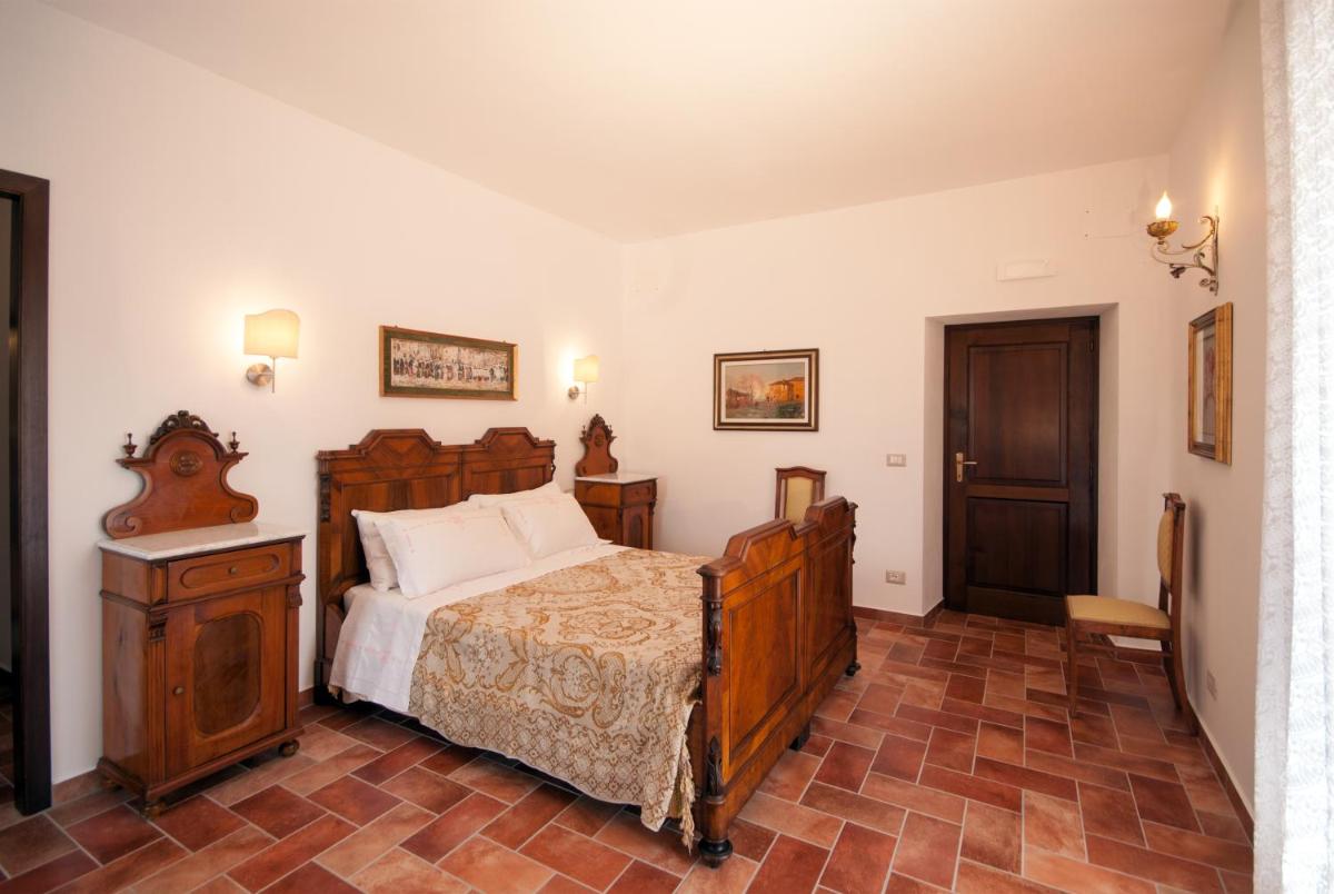 La Camilla Country House
