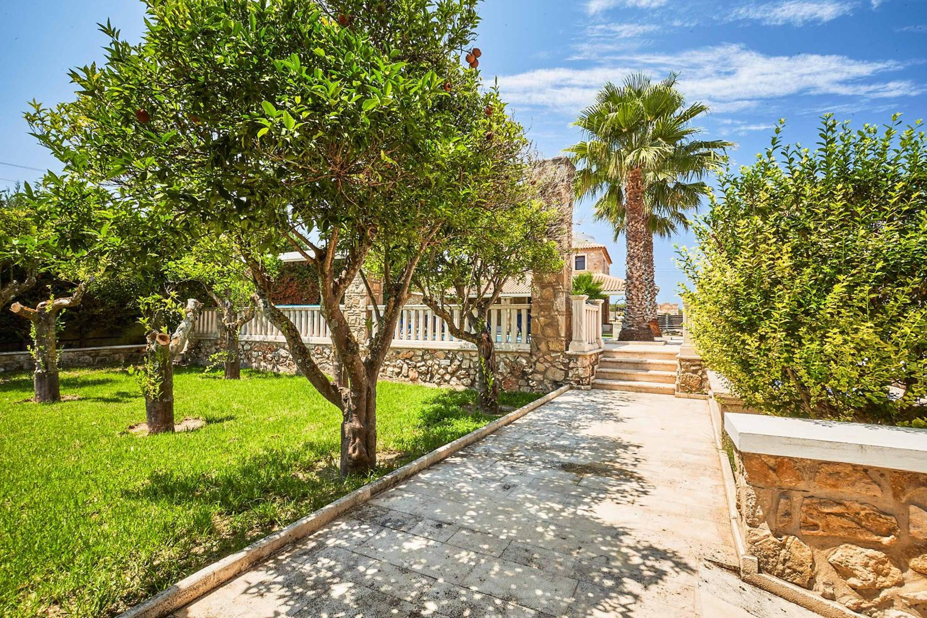 Villa St Dennis