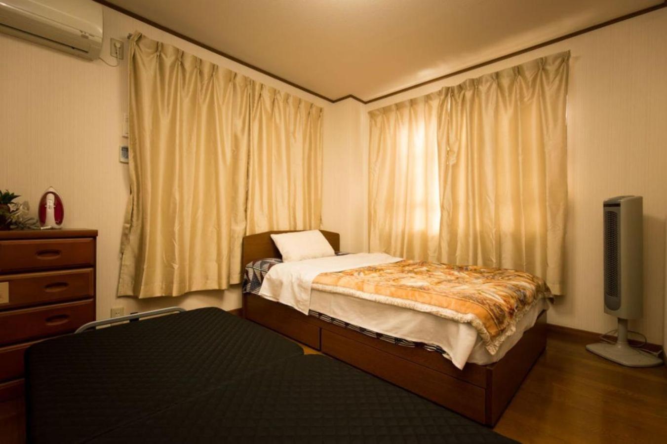 Shinjuku Apartments 101
