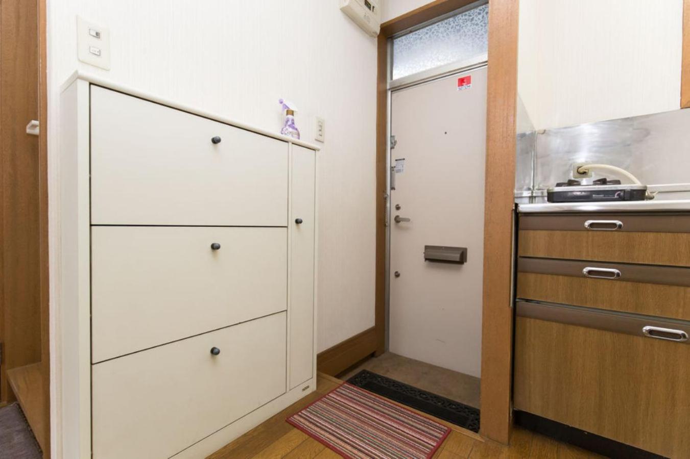 Shinjuku Apartments 101