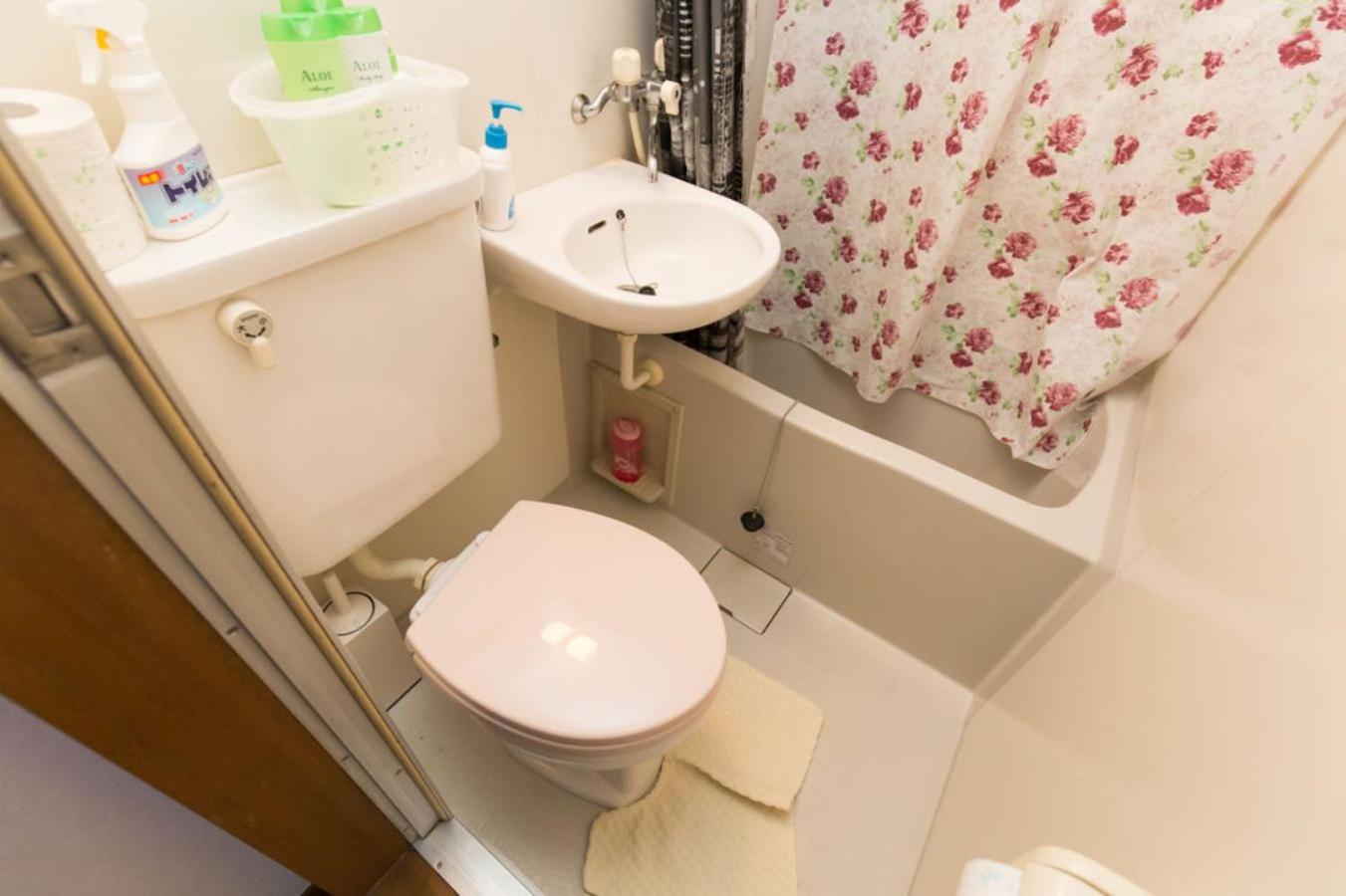 Shinjuku Apartment 103