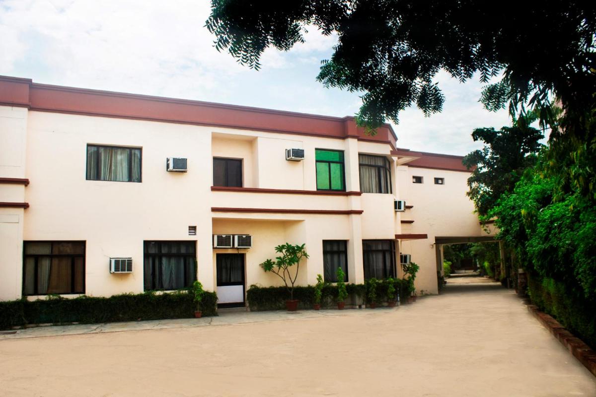 hotel building