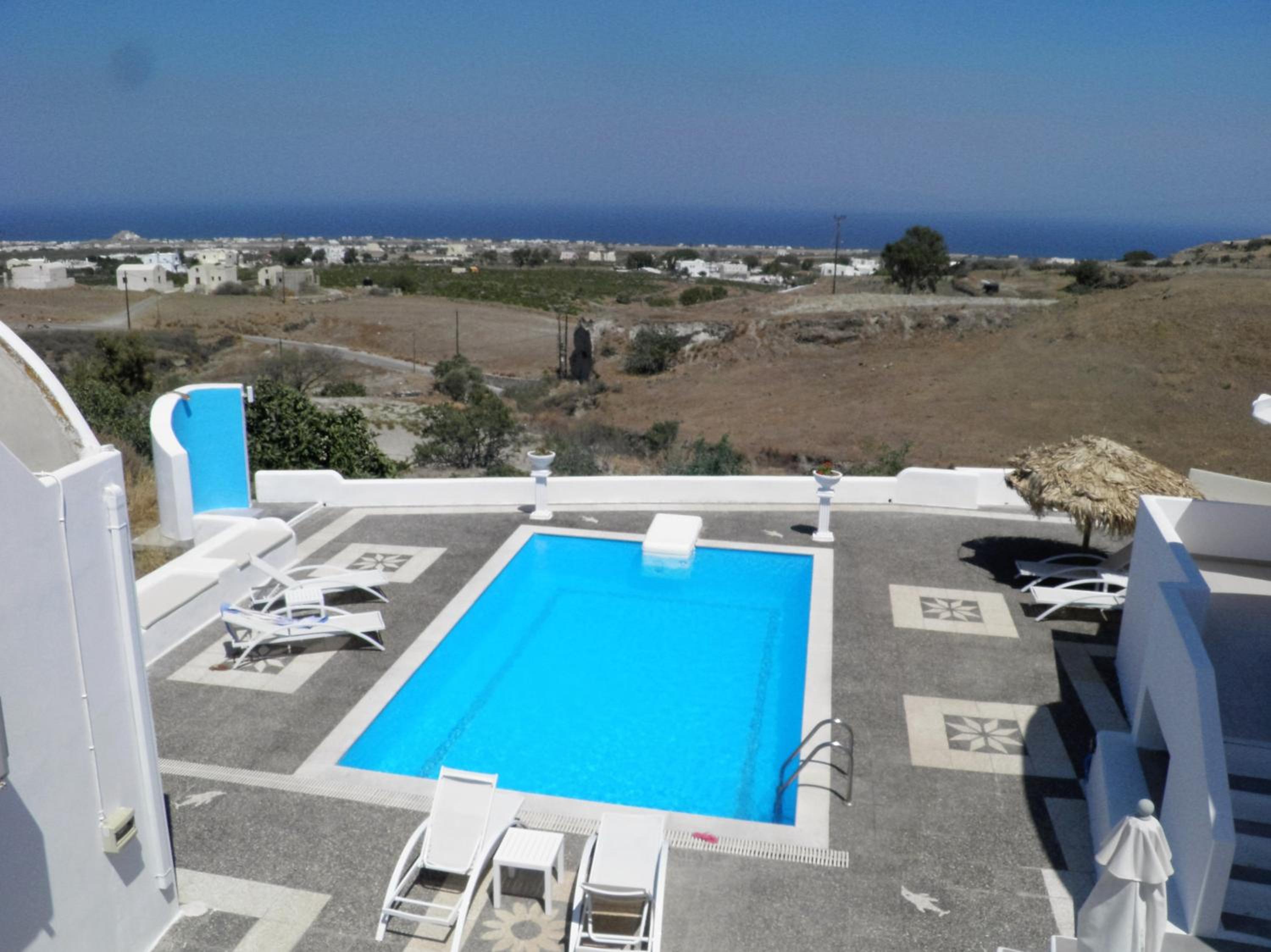 Santorini Traditional Suites photo 4