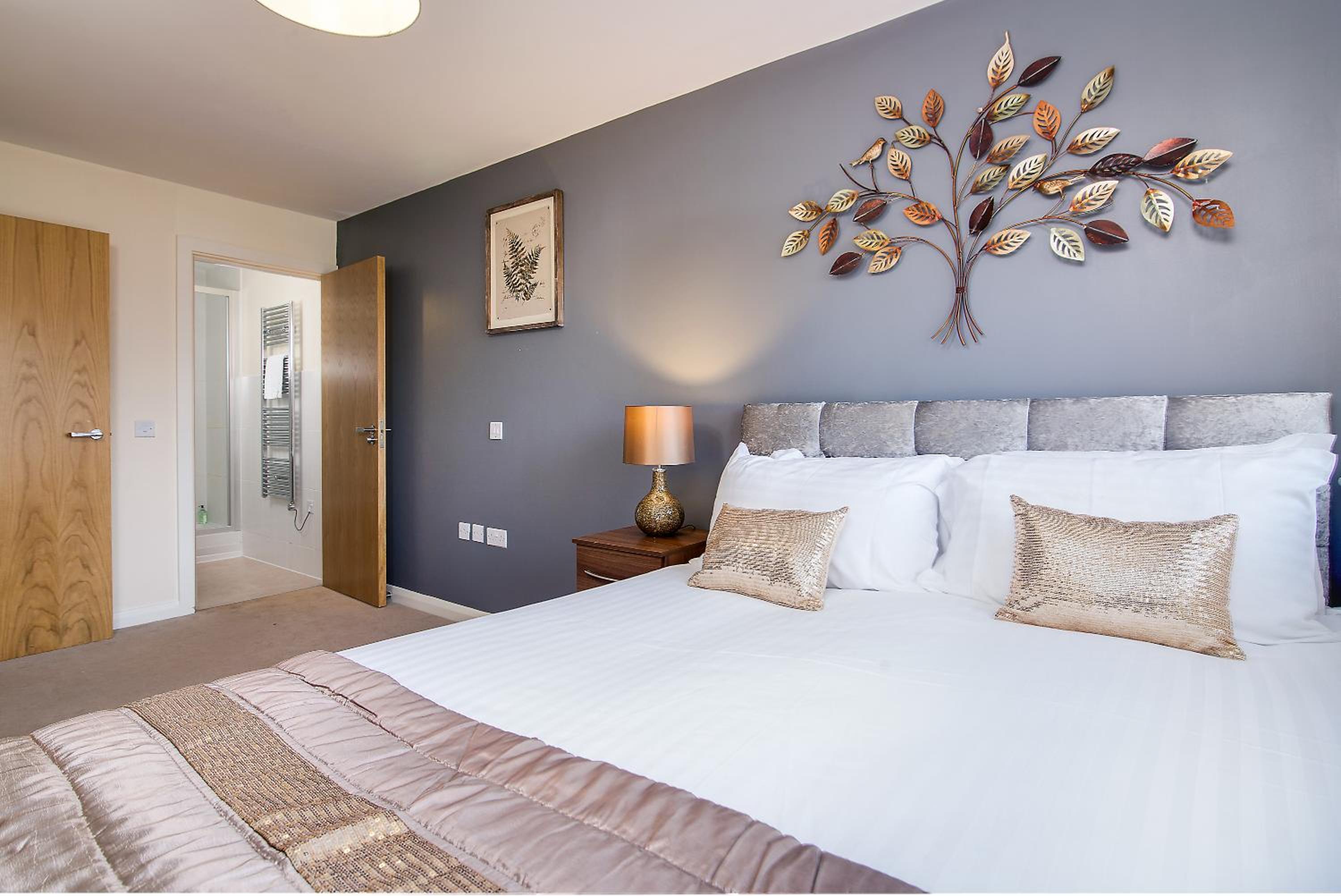 Mica Point City Centre Apartment