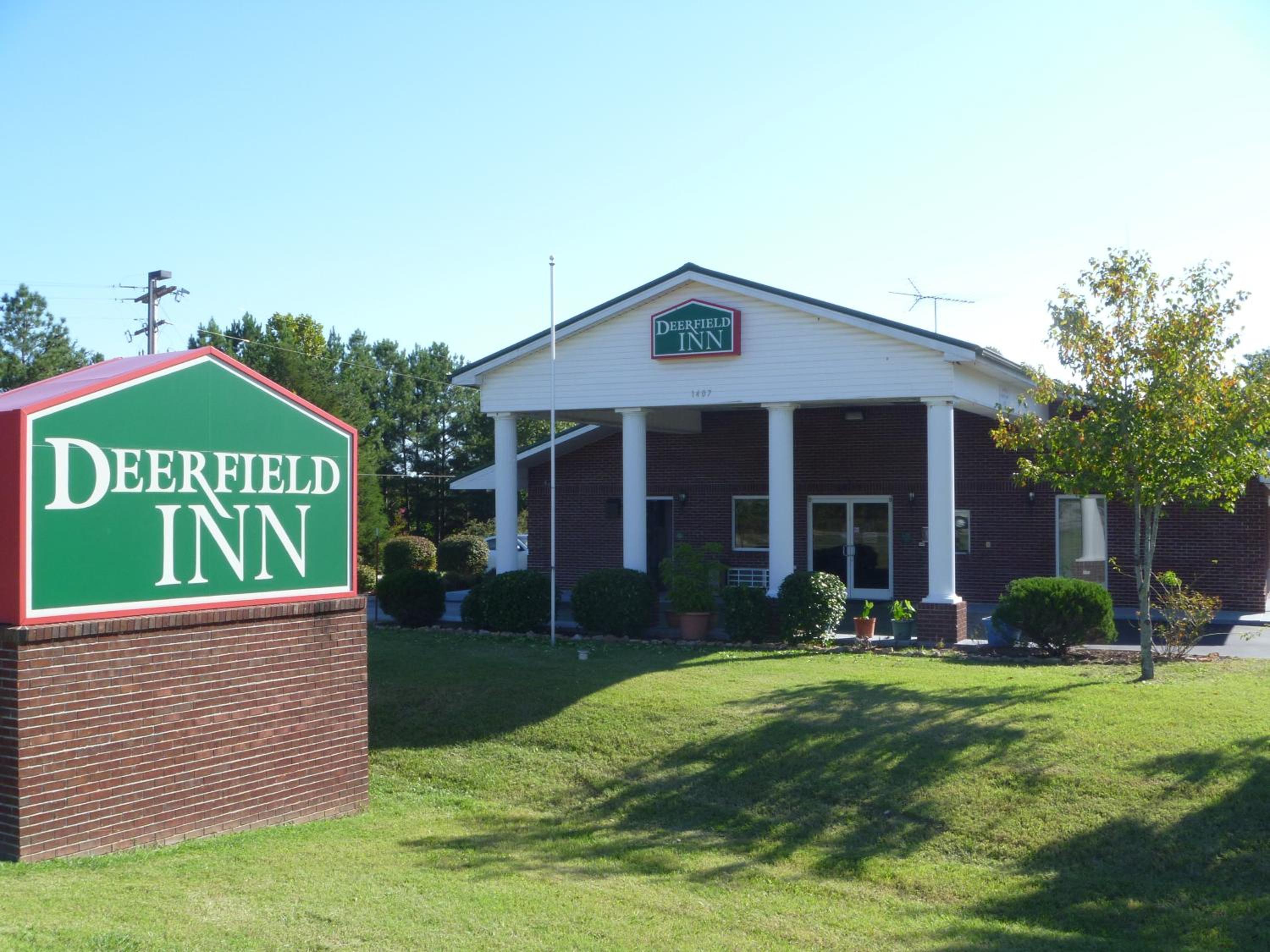 Dickson Vacations - Deerfield Inn and Suites - Fairview - Property Image 1
