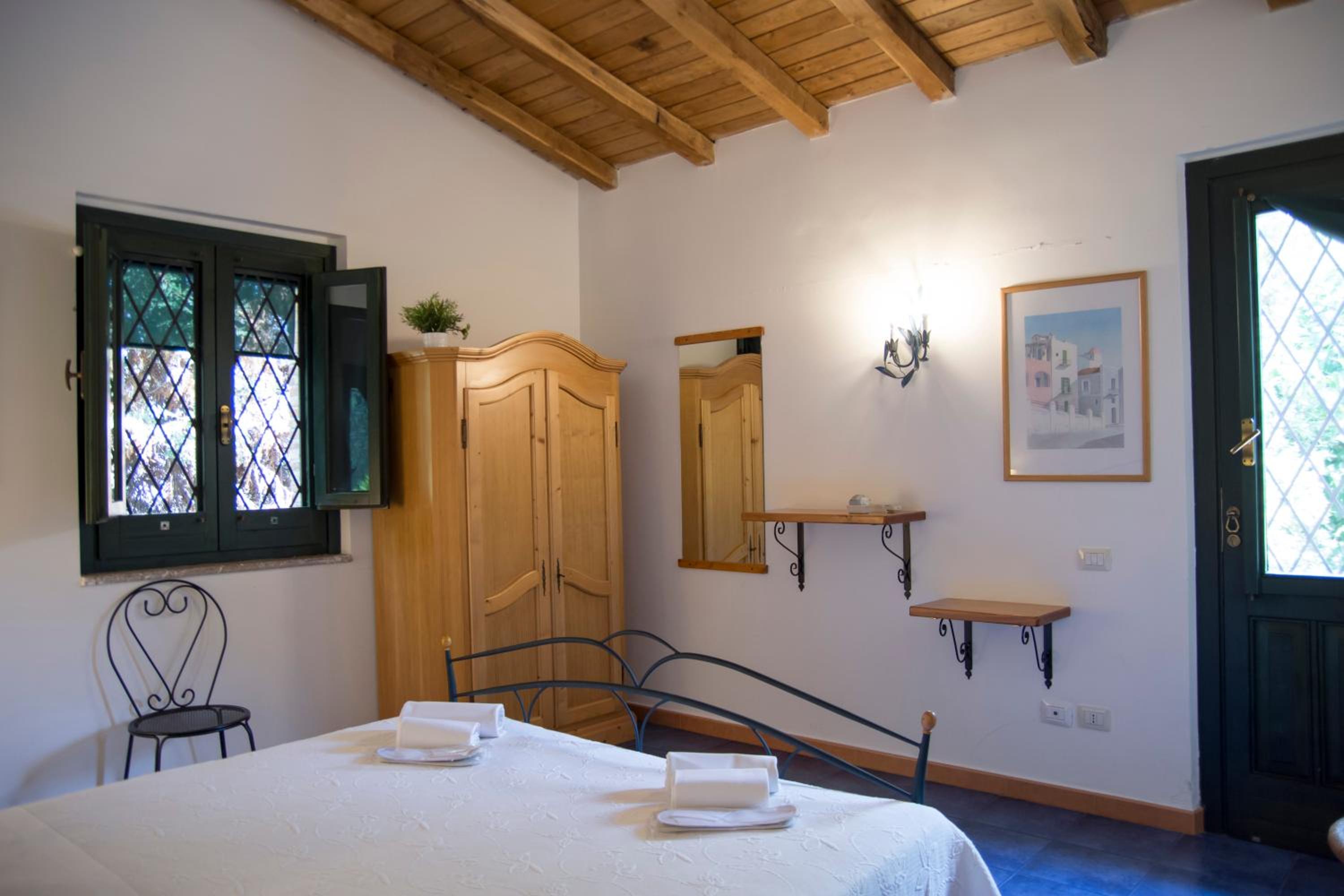 Antico Borgo Etneo Country Hotel