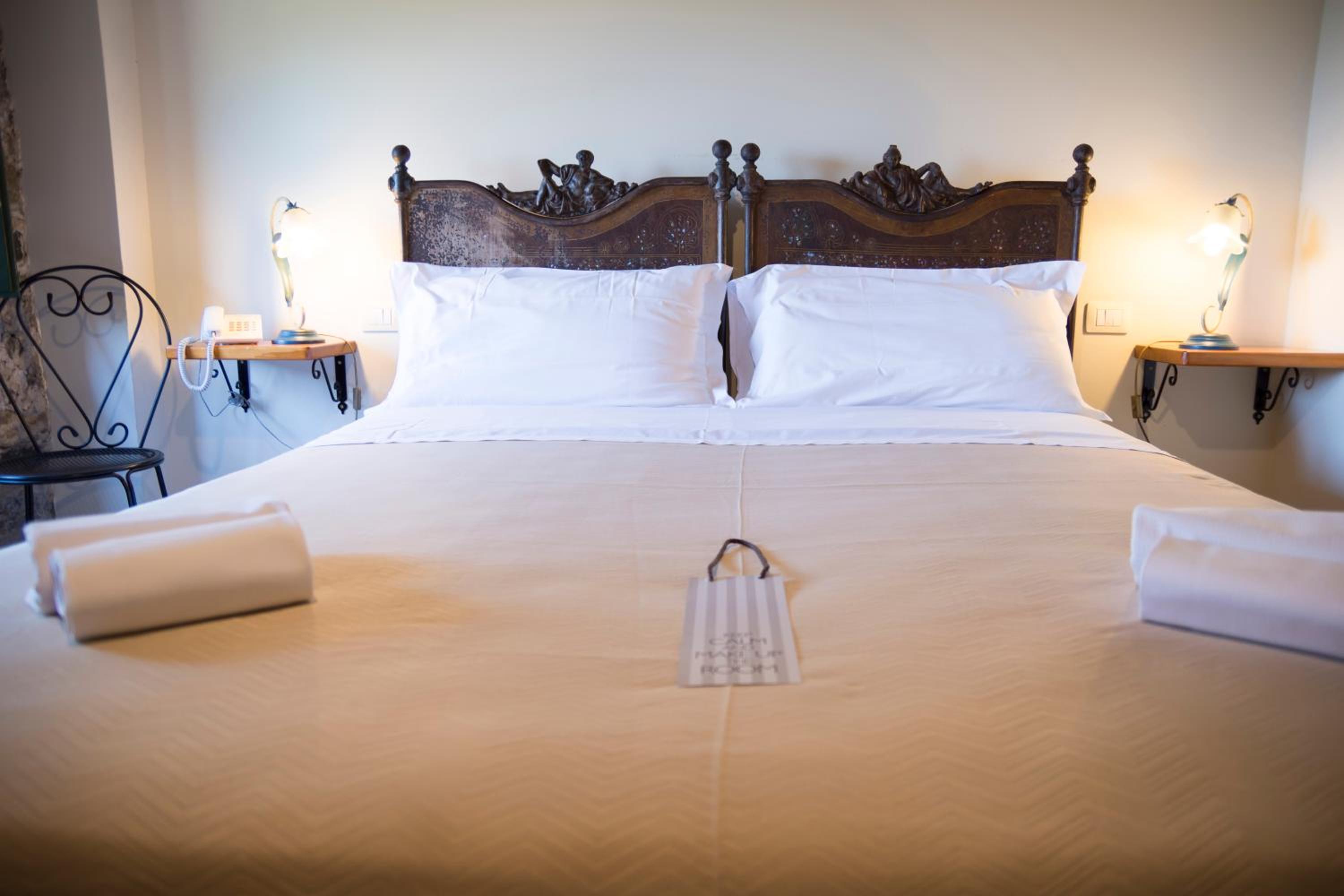 Antico Borgo Etneo Country Hotel