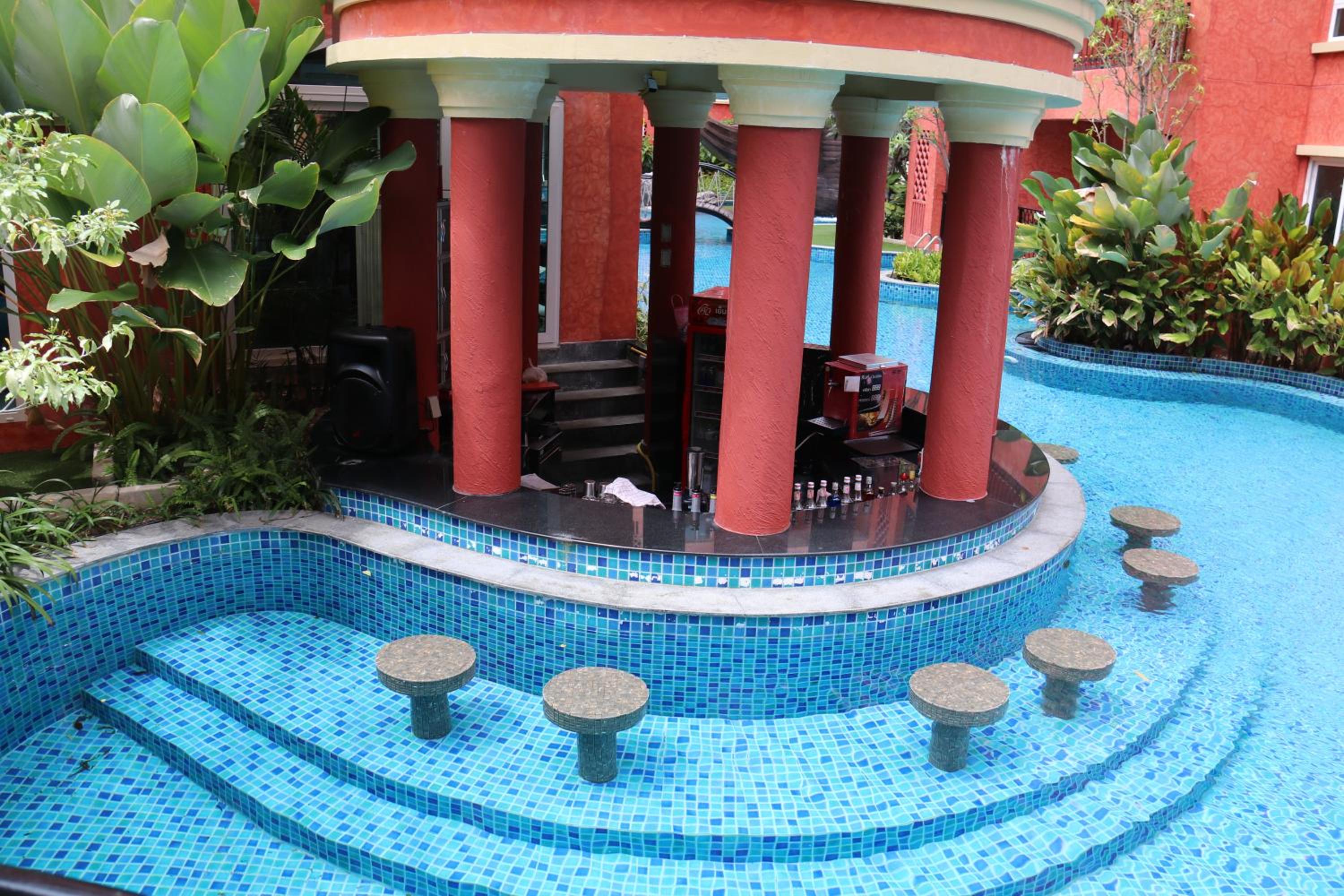 7 seas apartments view 3