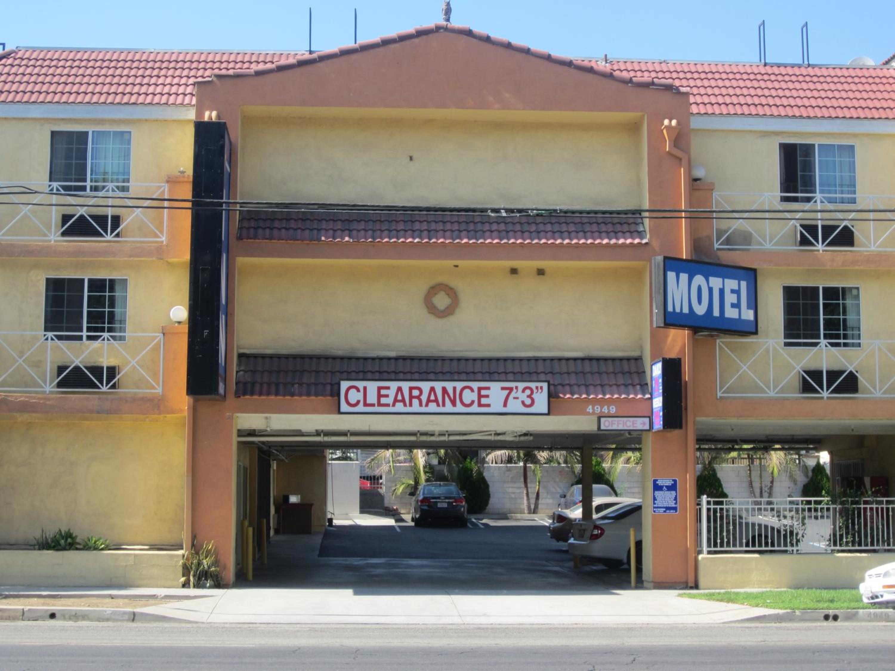 Starlight Inn, Valley Blvd - Downtown LA