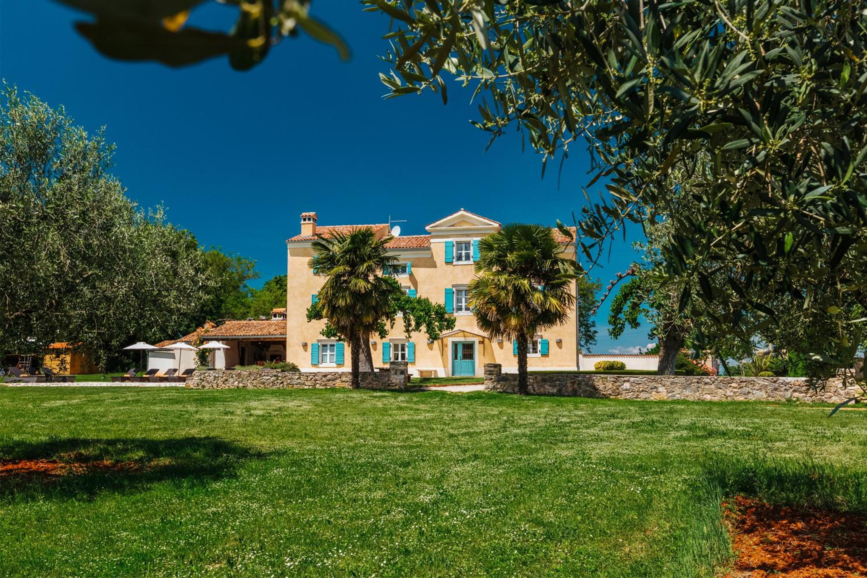 Villa Stanzia Cocci view 4