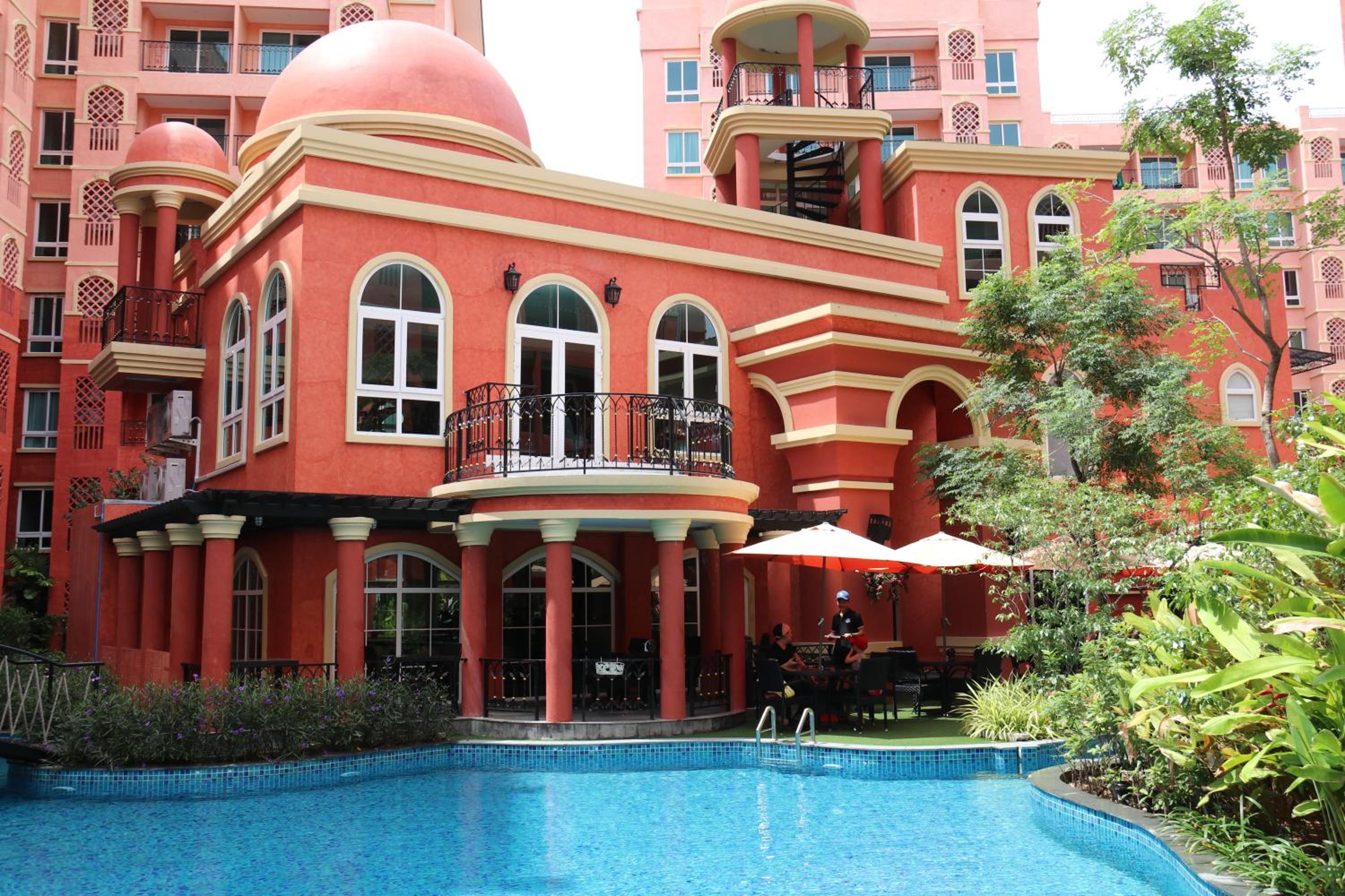 7 seas apartments view 2