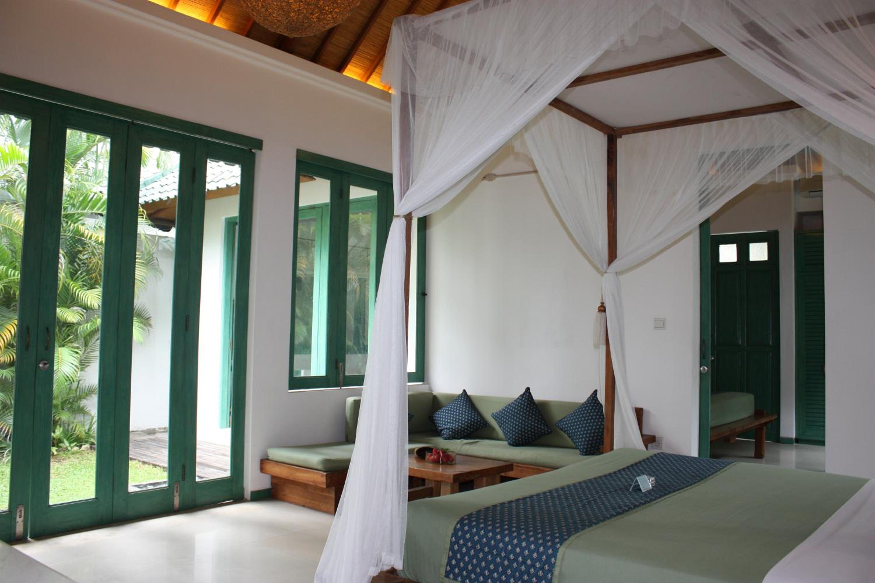 Artemis Villa Hotel