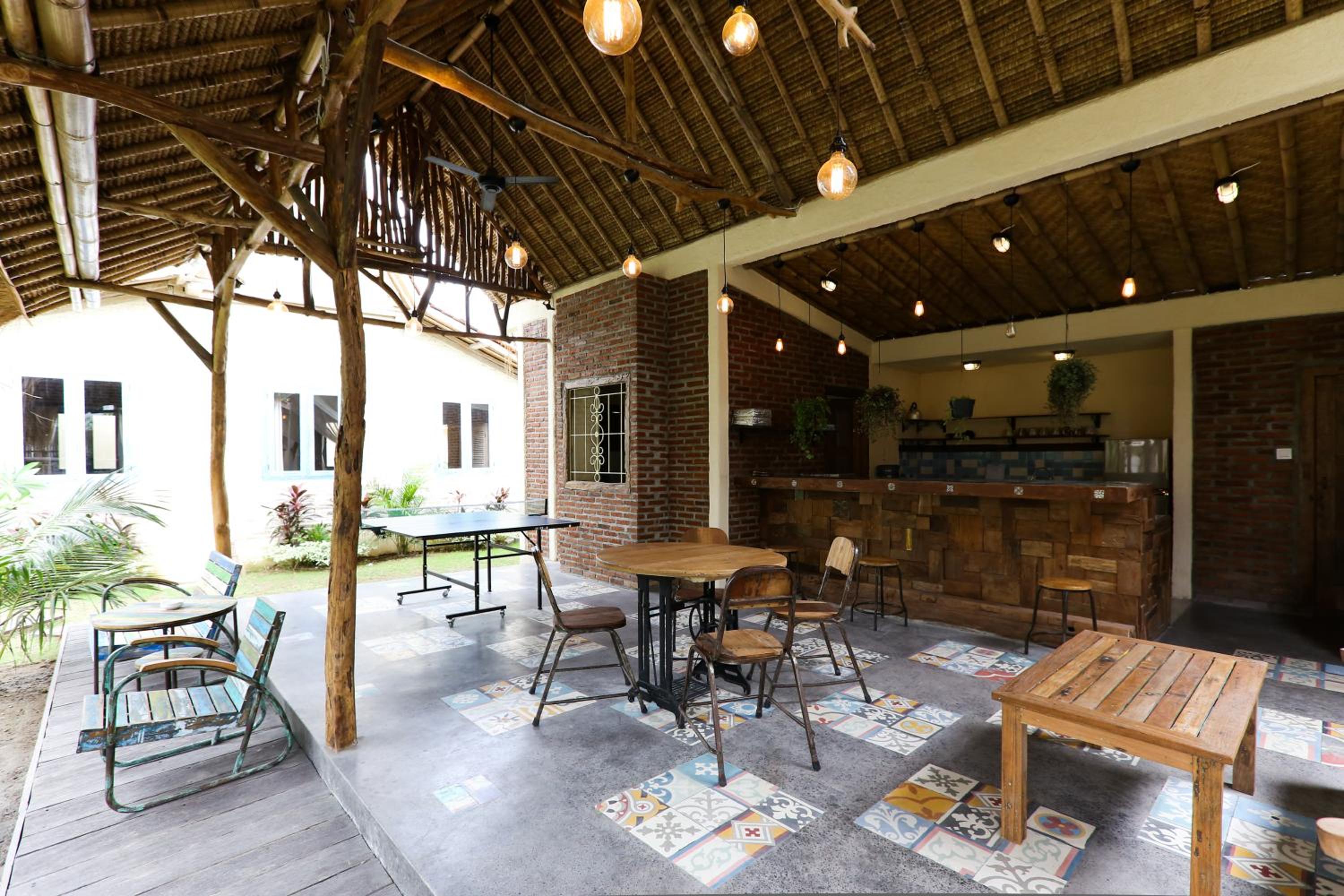 Artemis Villa Hotel