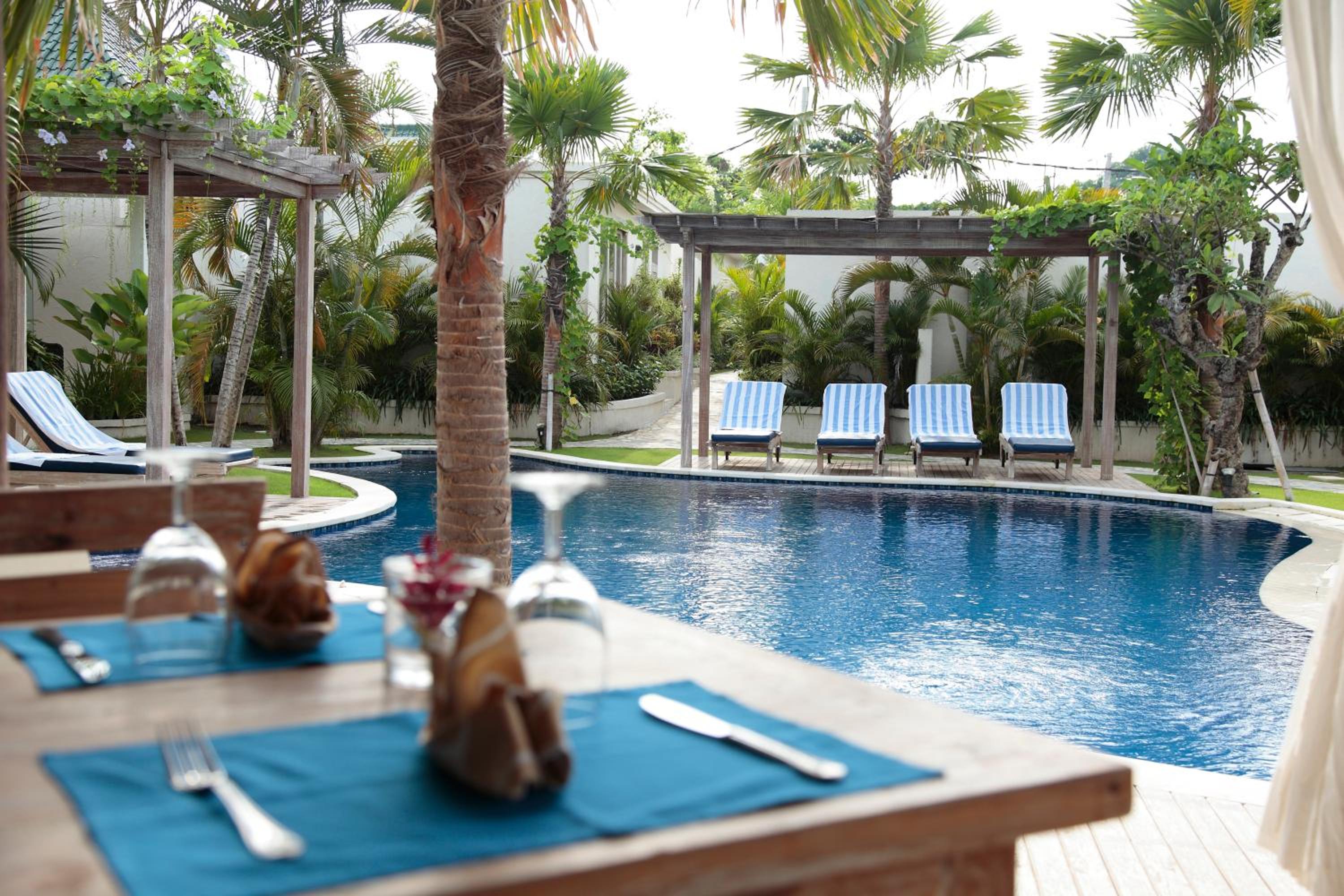 Artemis Villa Hotel