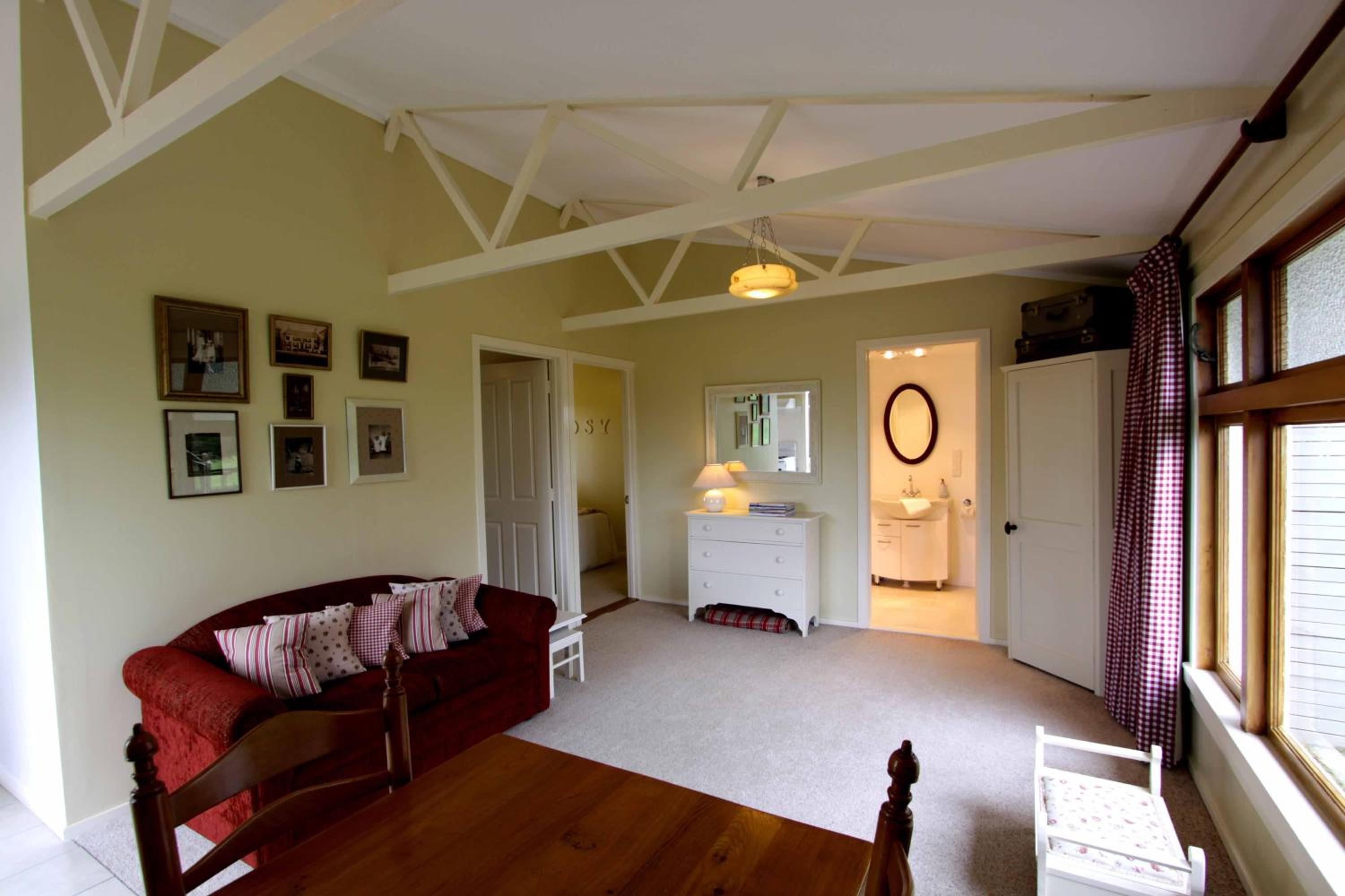 B&B Blossom Cottage