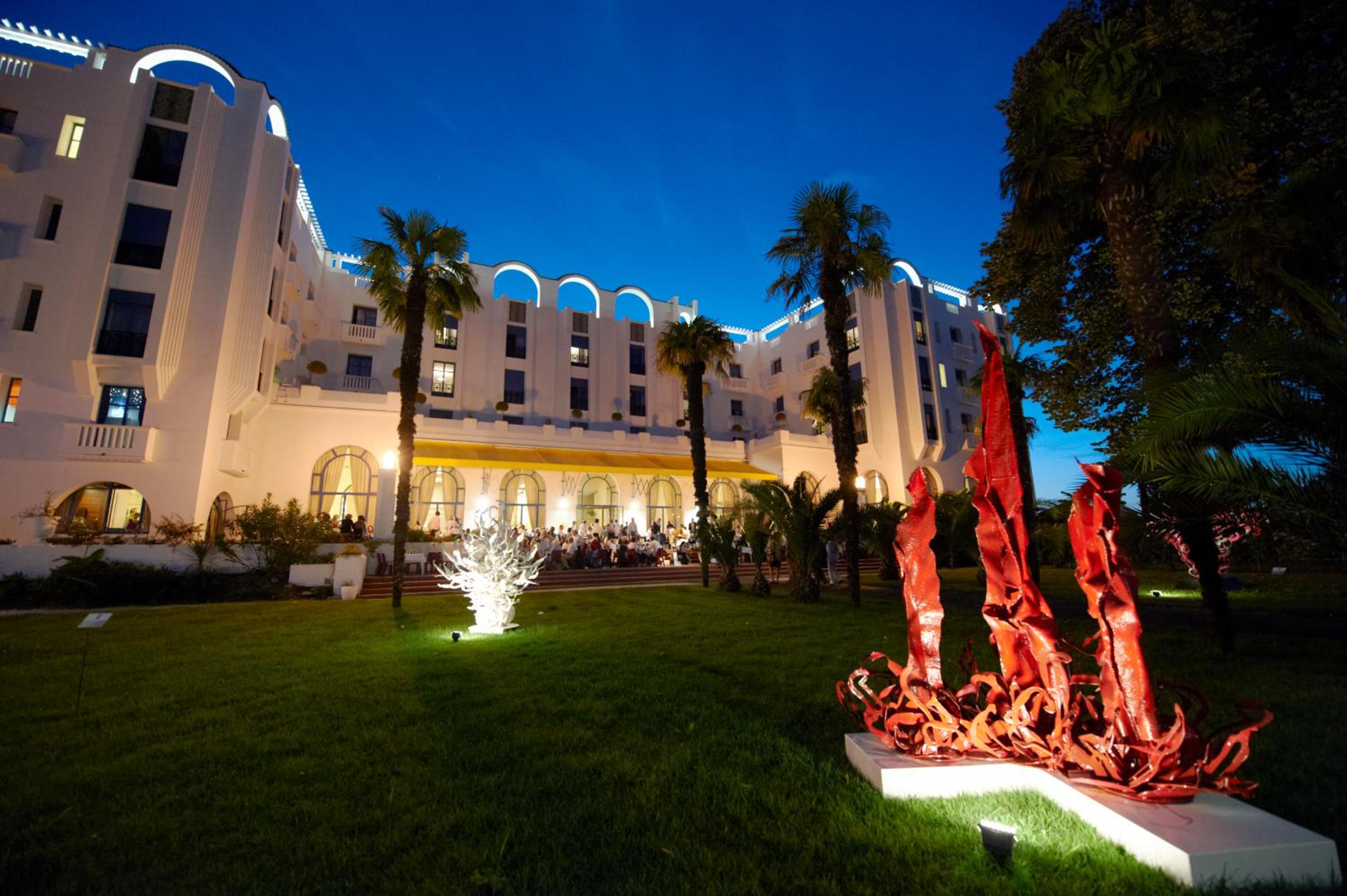 Dax Vacations - Hotel  Spa Vacances Bleues Le Splendid - Property Image 3
