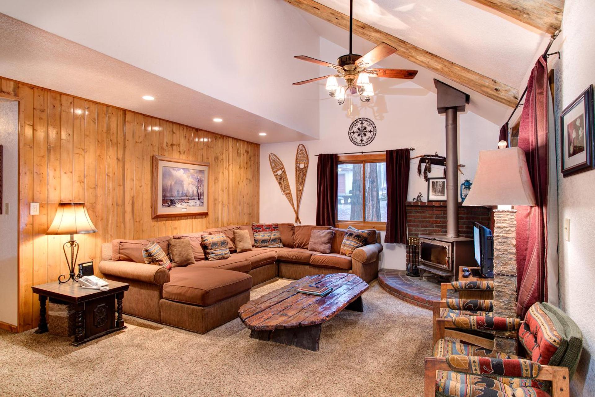 2N Big Pine Lodge view 2