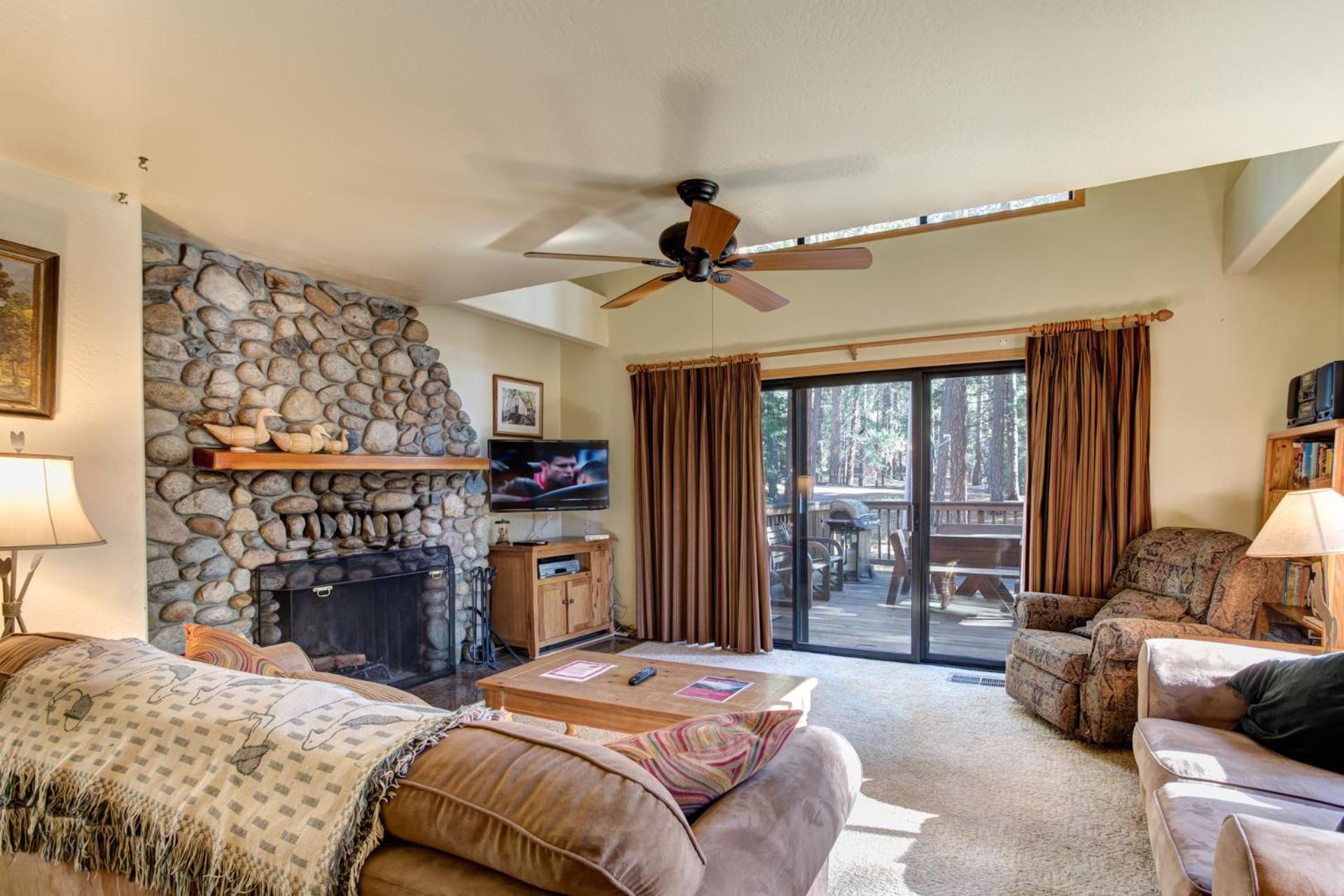 12 Cabin Twelve view 5