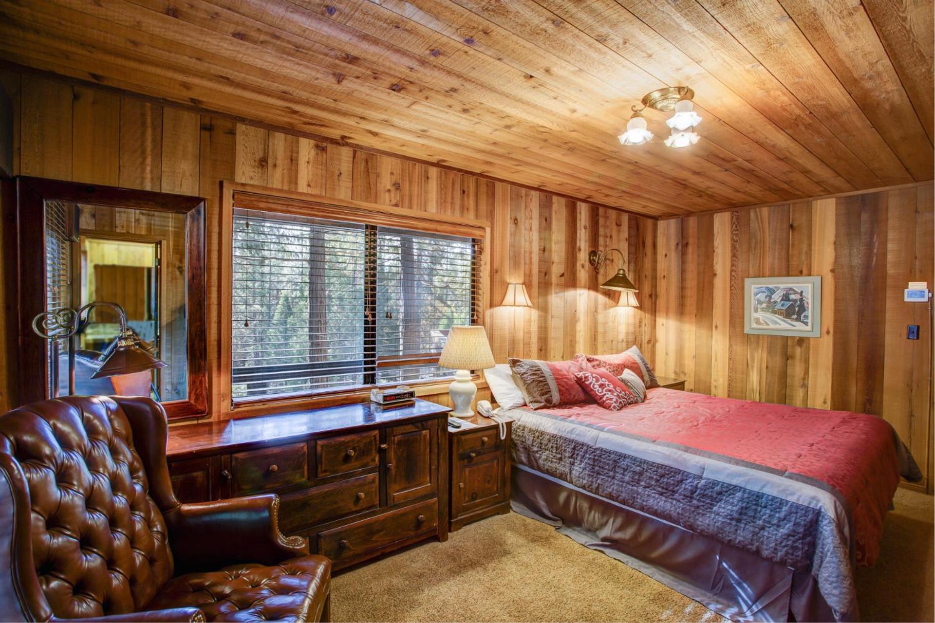 17B Tylers Timber Lodge view 5