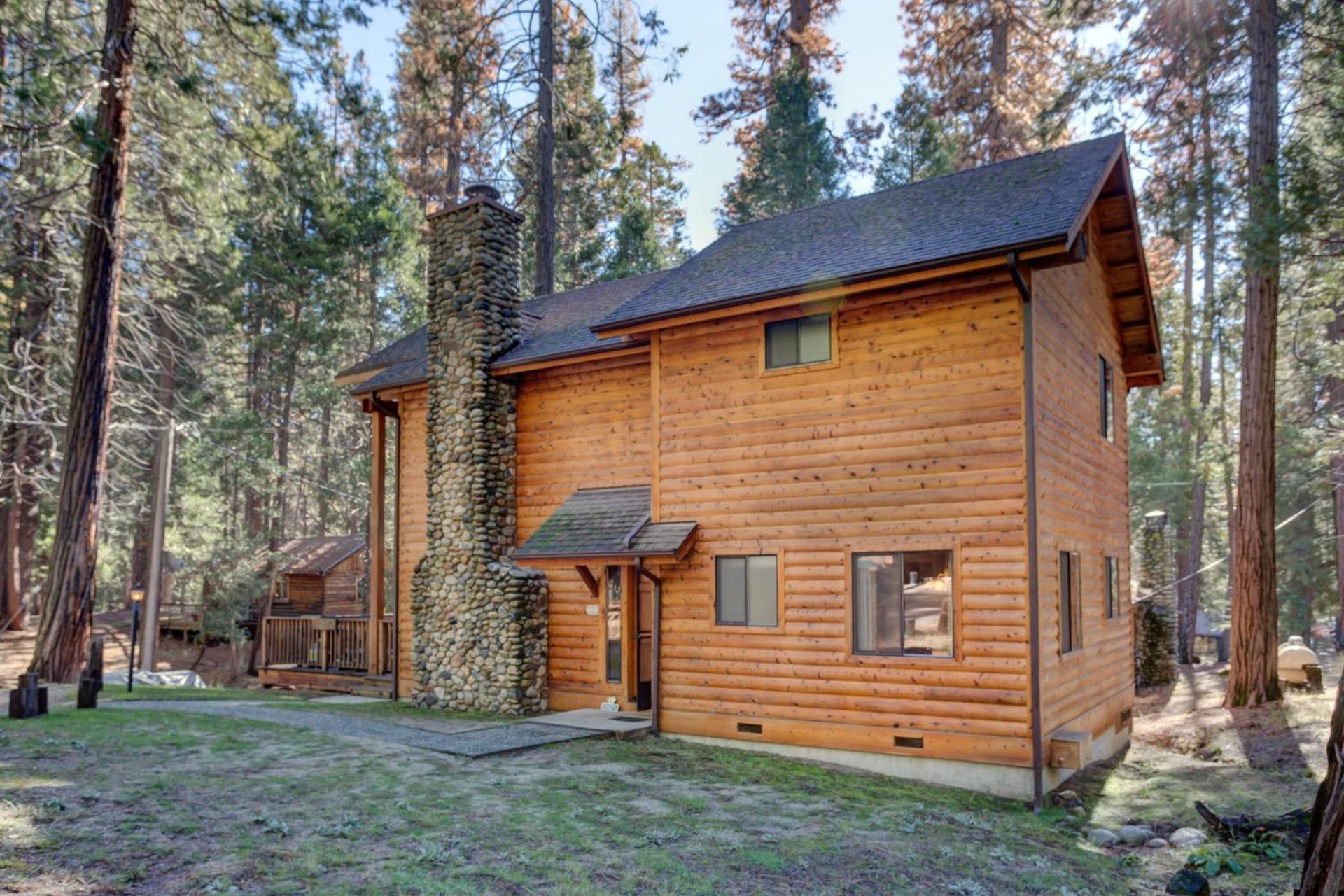 12 Cabin Twelve view 4
