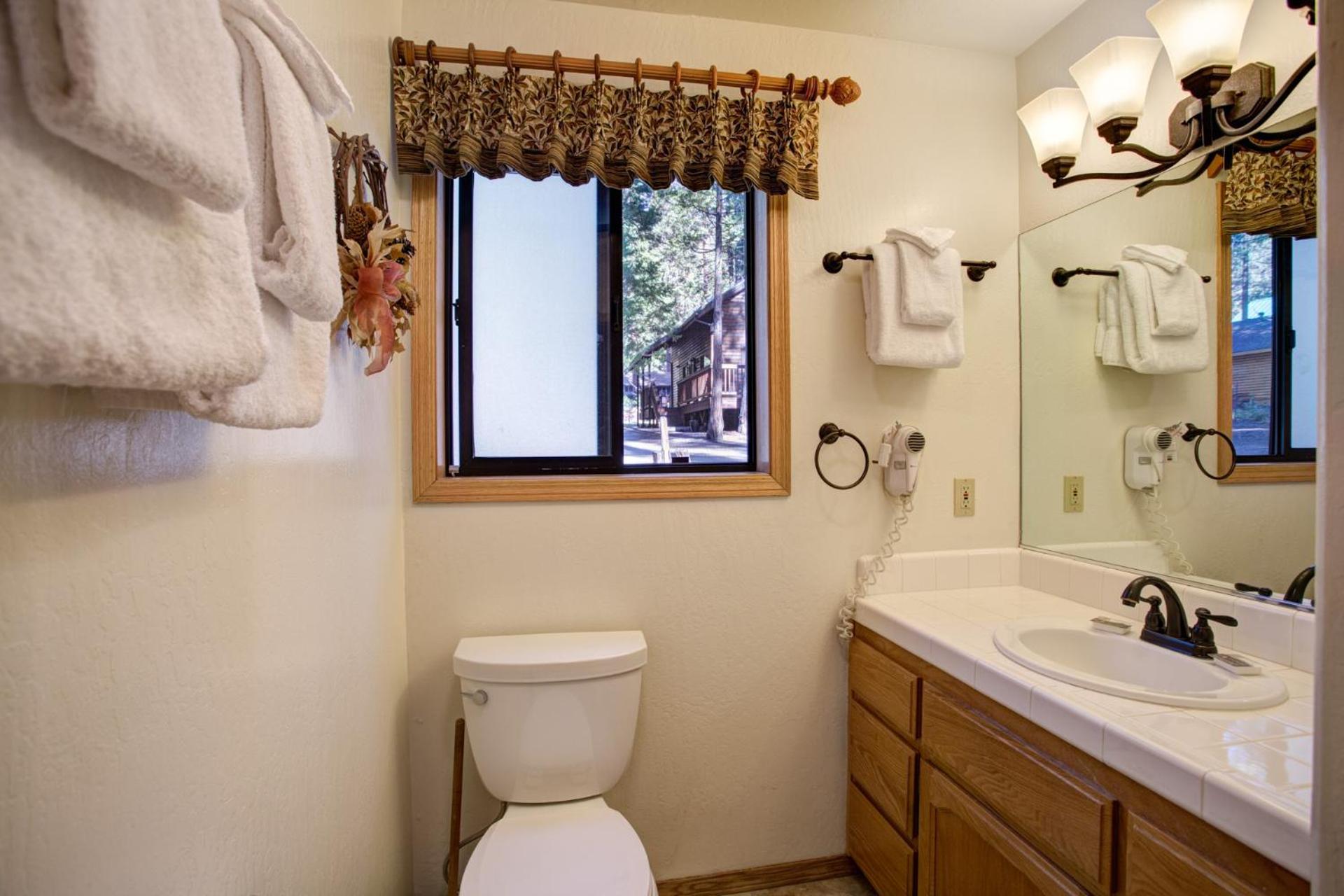 12 Cabin Twelve view 3