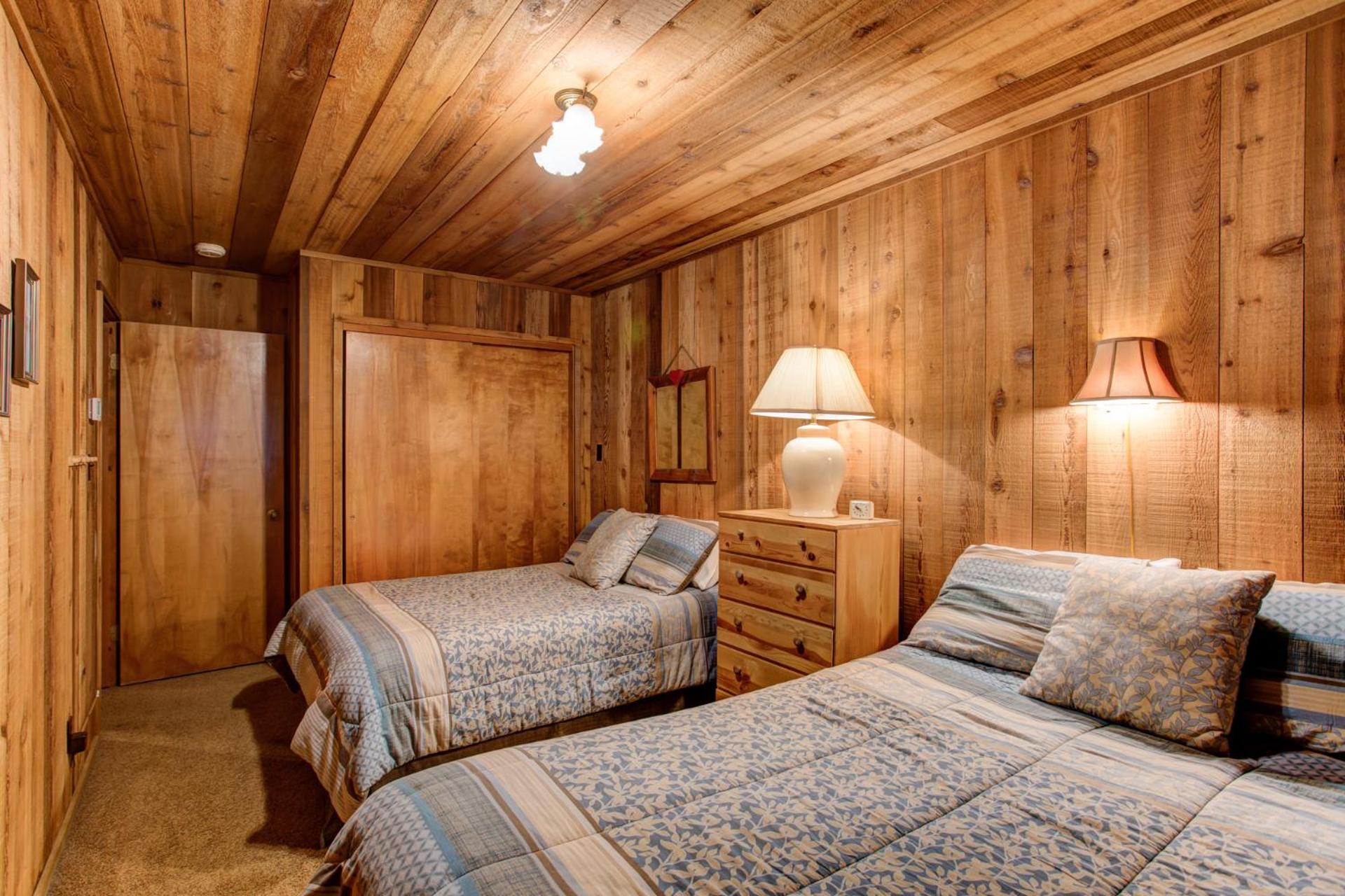 17B Tylers Timber Lodge view 4