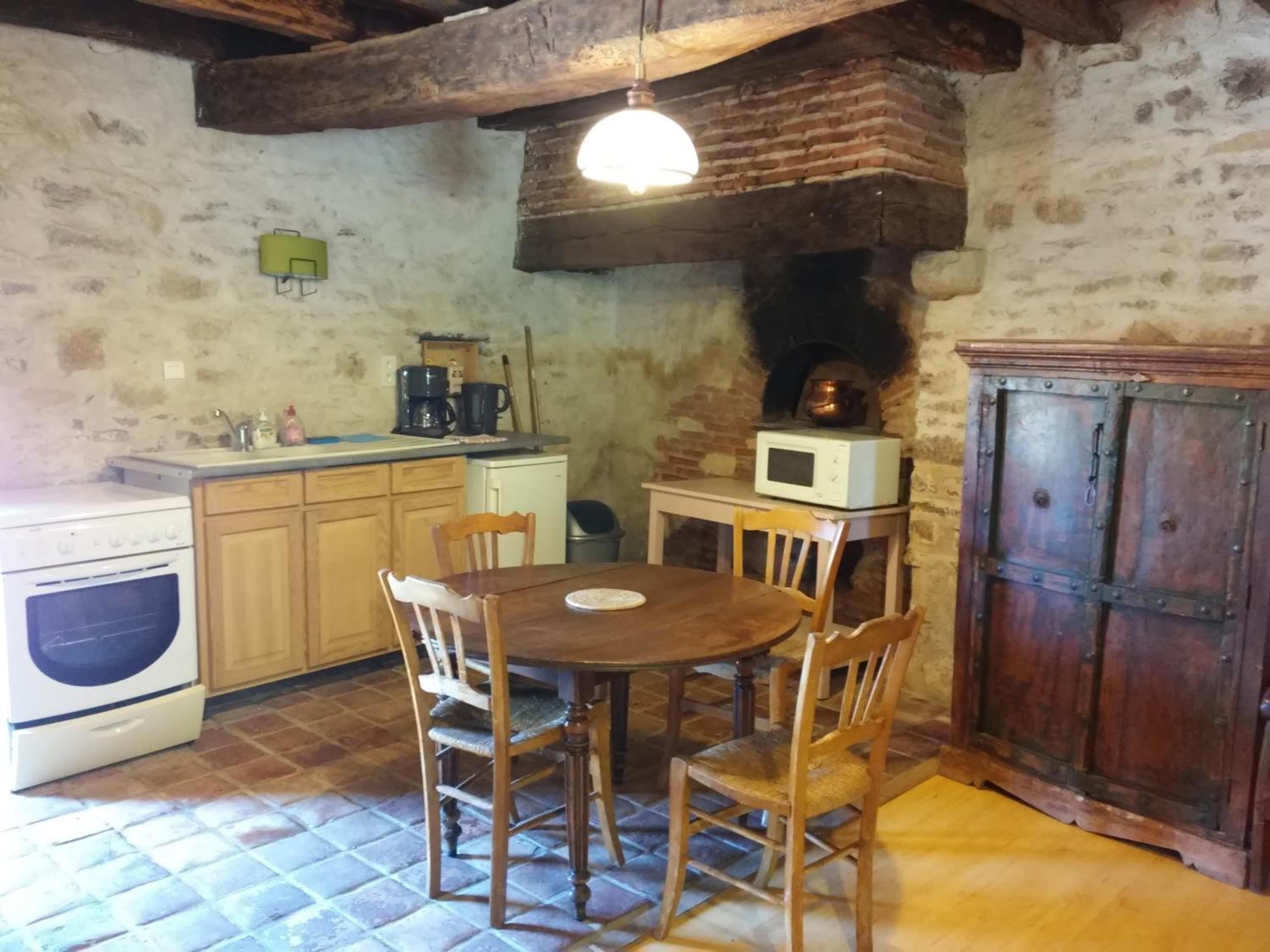 Photo 8
