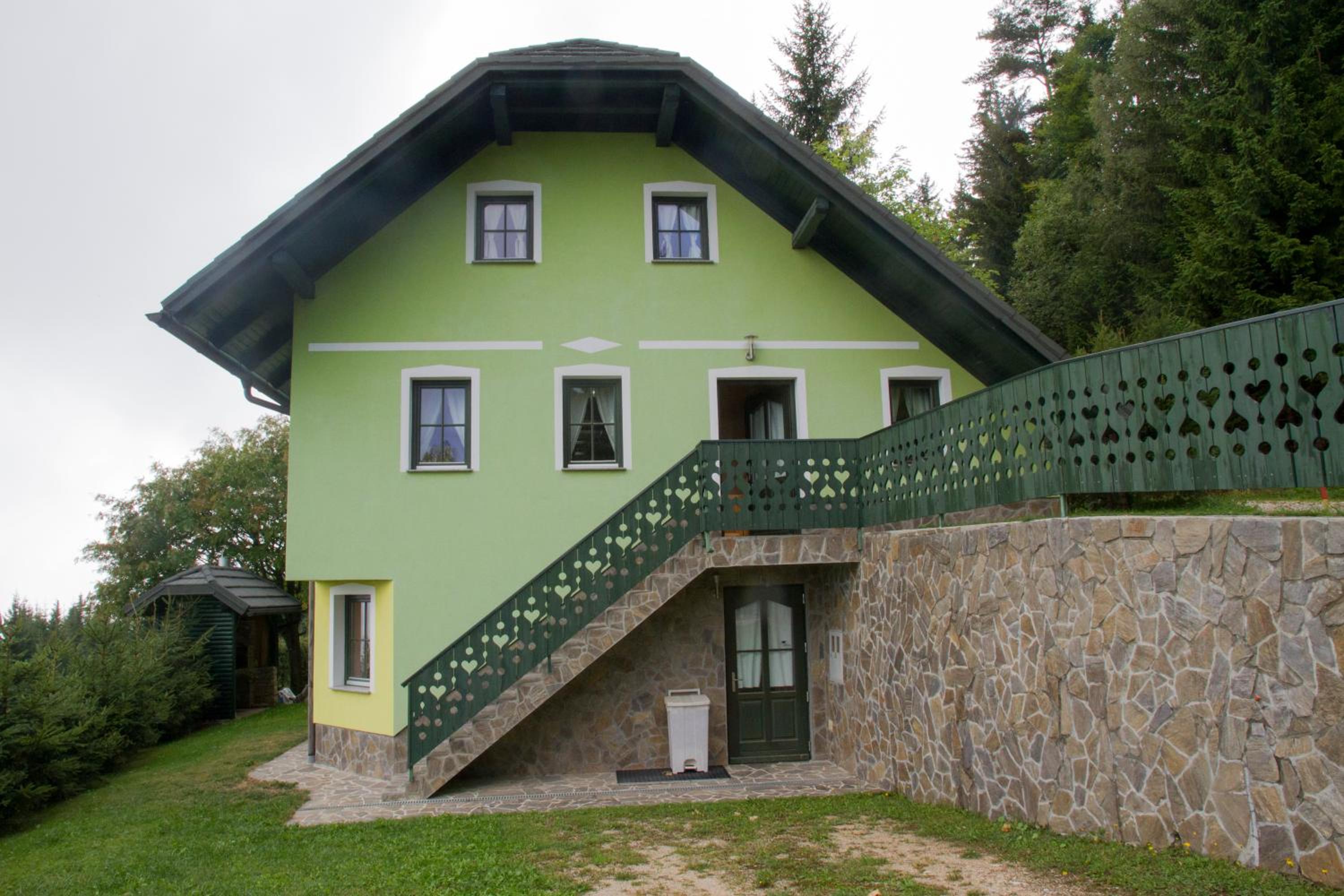 Photo 18