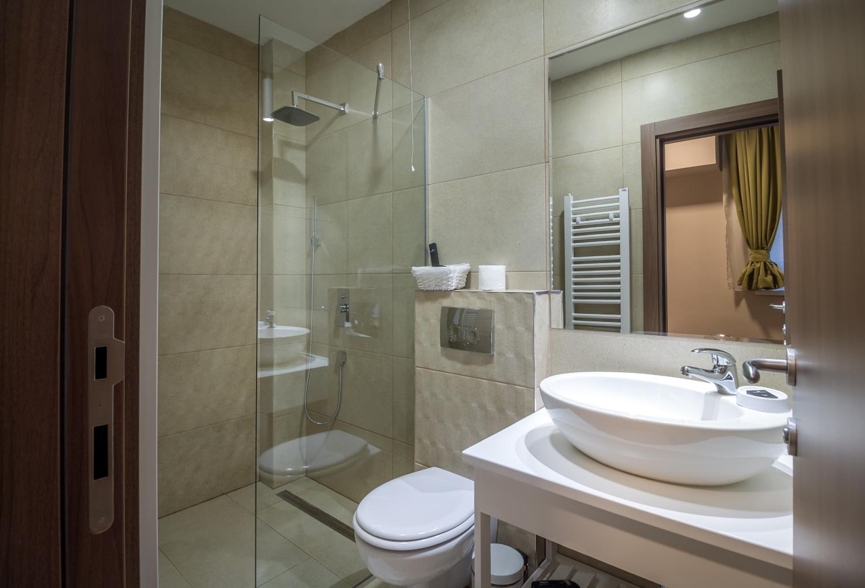 Veneti Suites