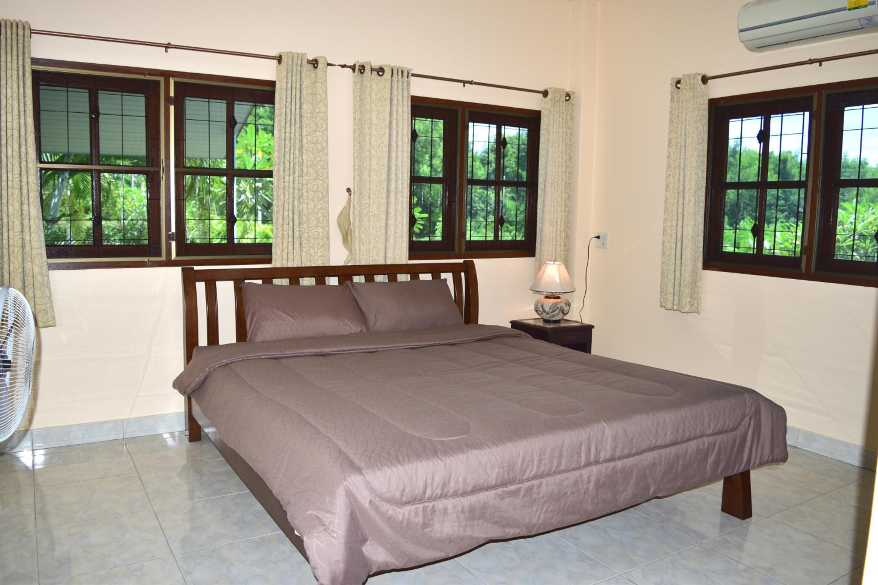 Kate House Bangsaphan
