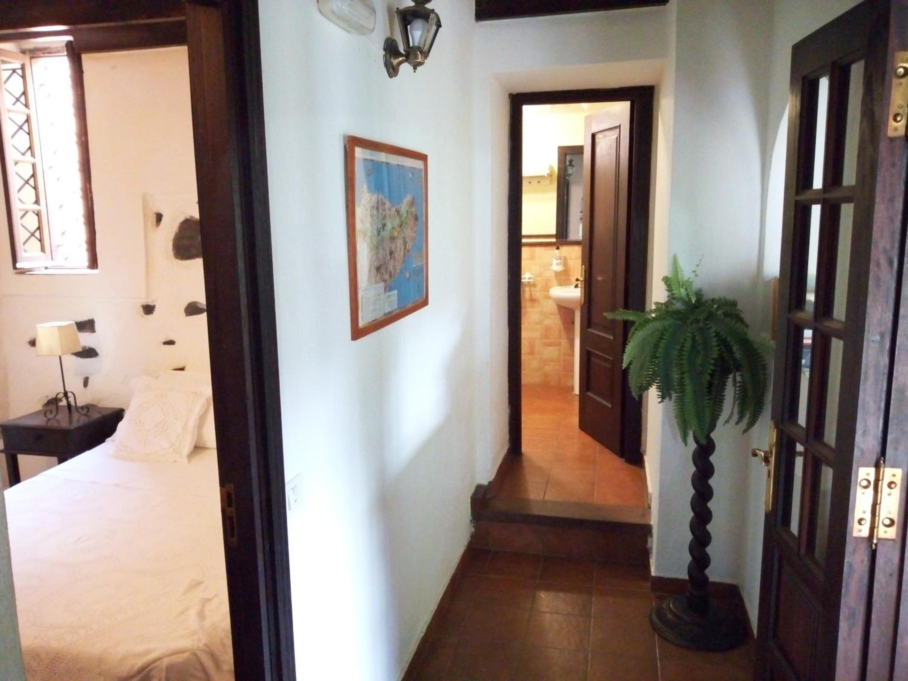 Santa Cruz de Tenerife Vacations - Casa Dos Barrancos - Property Image 1