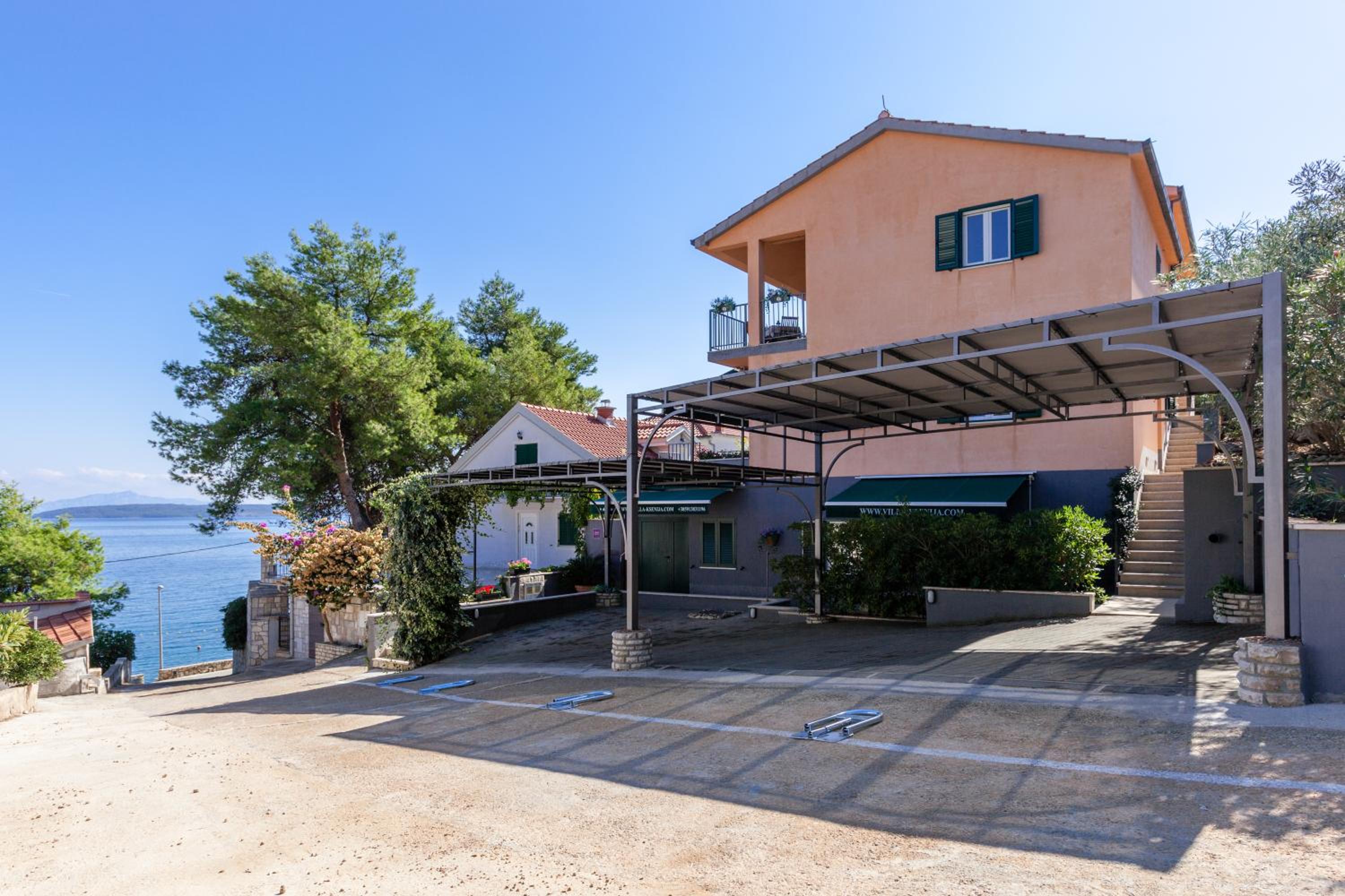 Apartments Ksenija view 4