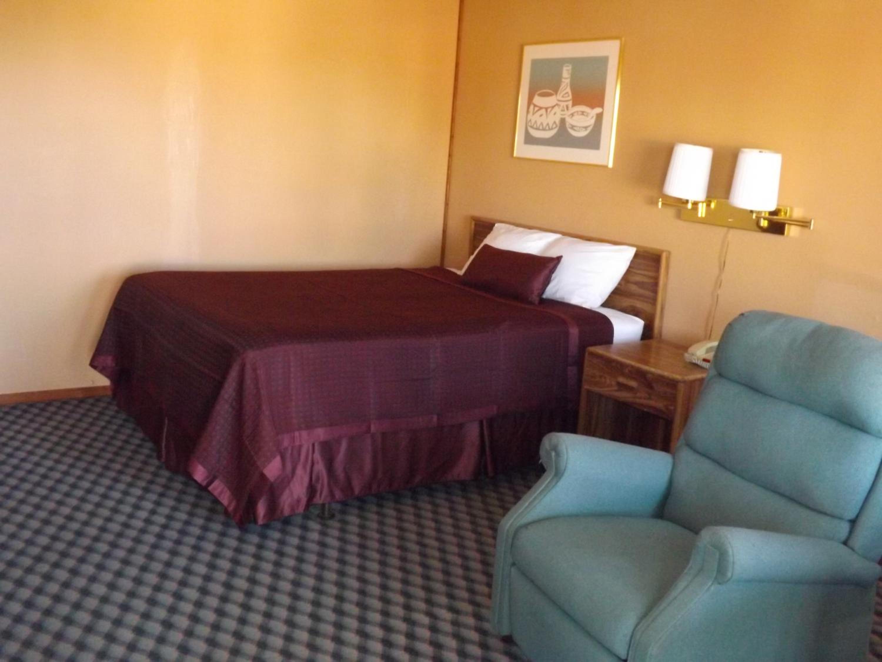 Tucumcari Vacations - Tristar Inn Xpress - Property Image 2