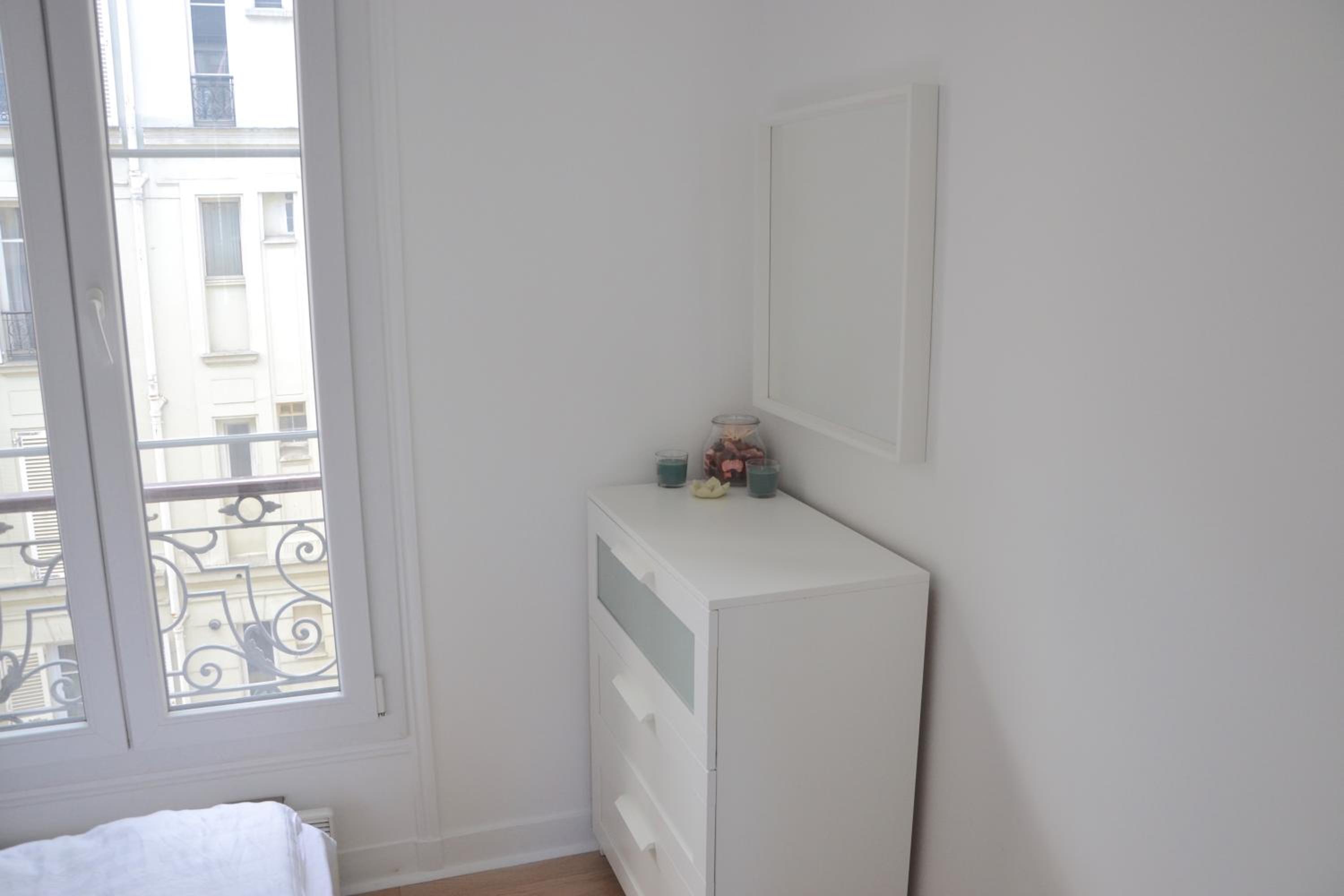 Longchamp Apartment