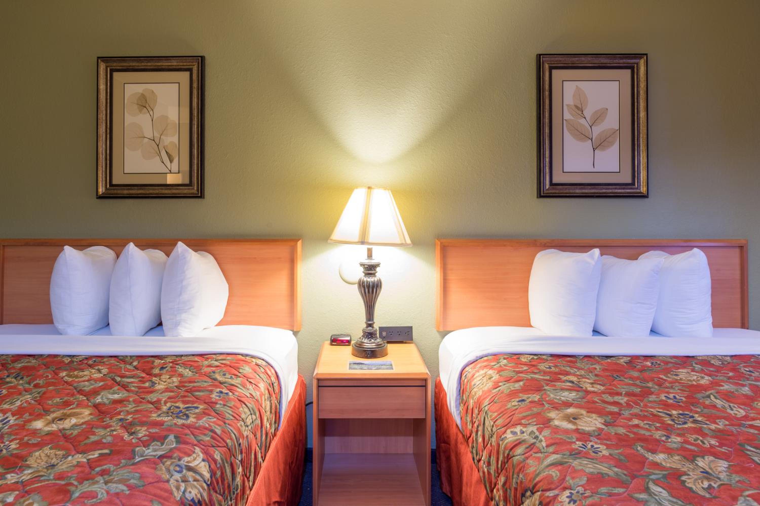 Old Town Inn - Property Image 3