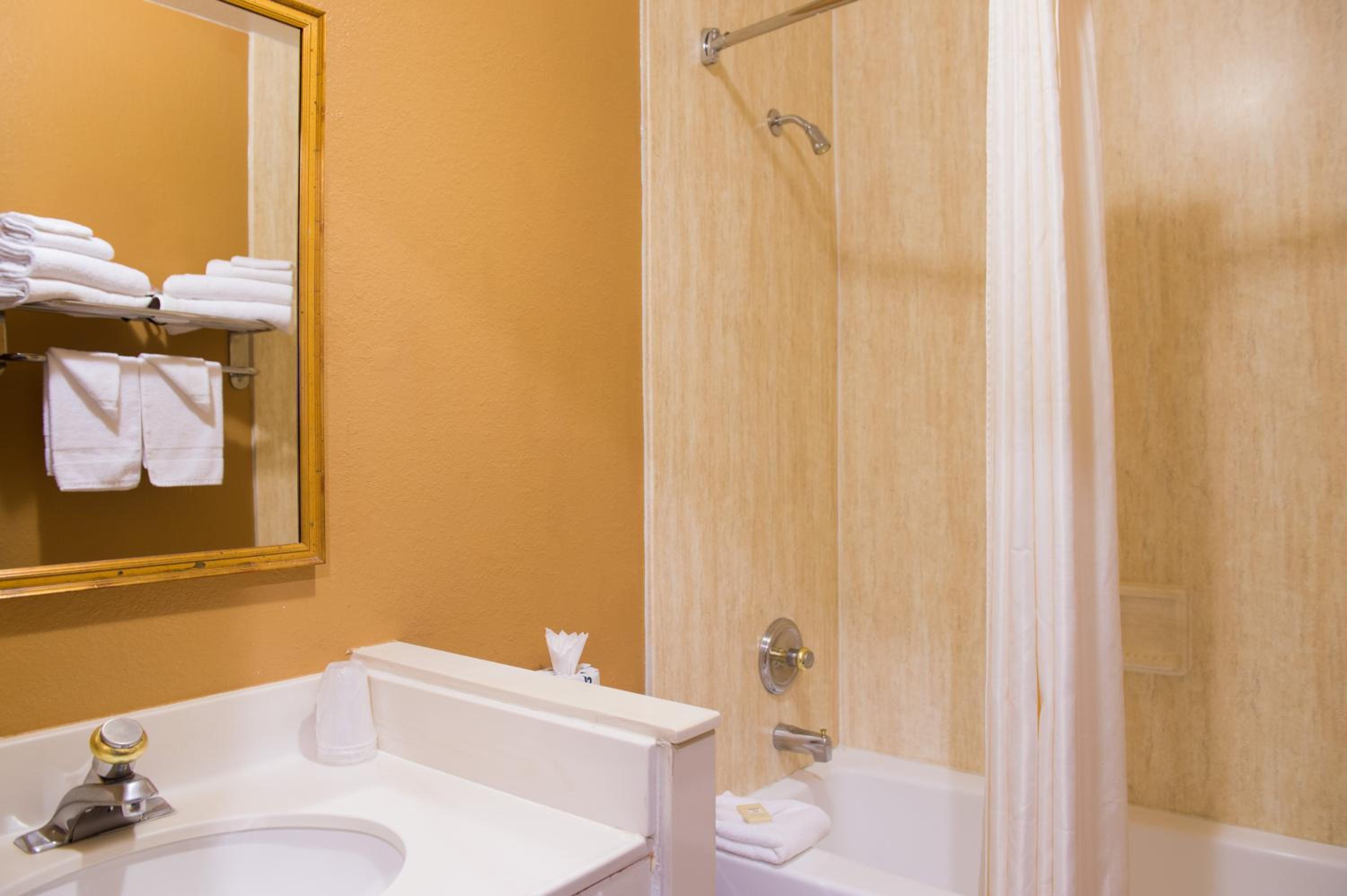 Old Town Inn - Property Image 25